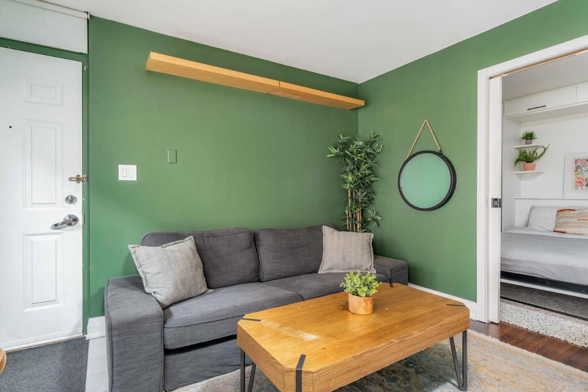 Apartment Stylish 1bd In Liberty 5 Min Uber To Cn Tower *