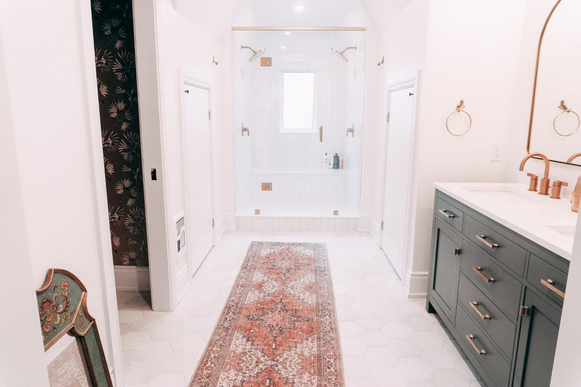 Charming Family House 3 Bdr With Balcony *