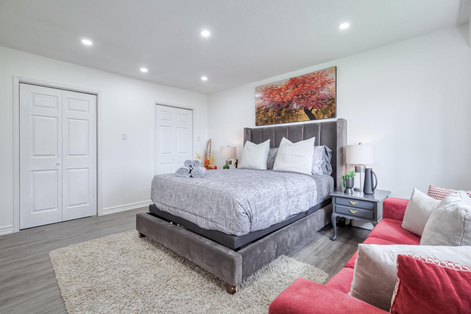 Luxury 5br In Scarborough * Toronto