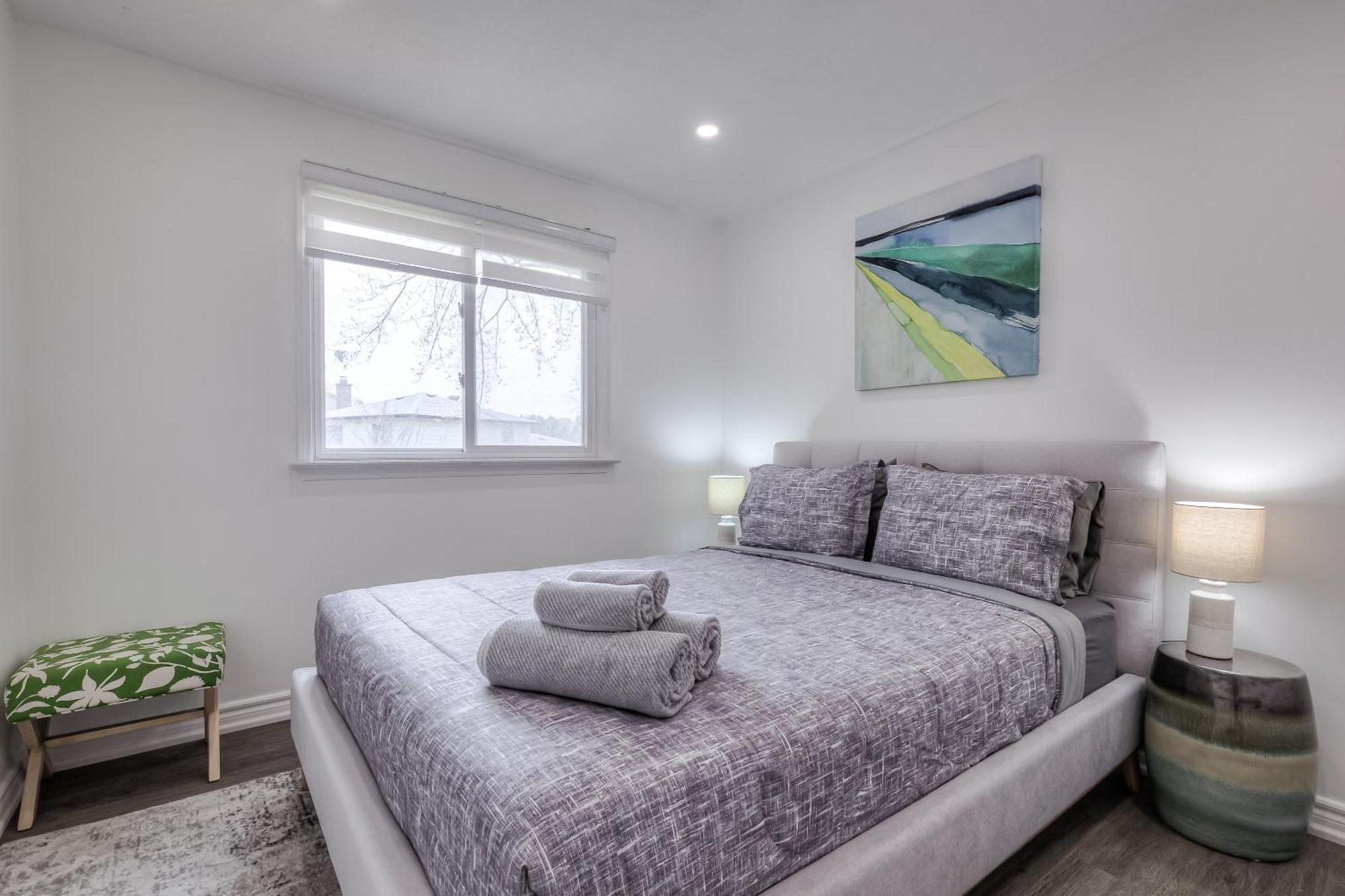 Luxury 5br In Scarborough *
