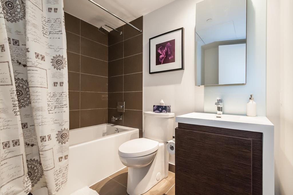 Apartment Lifesuites King West Loft