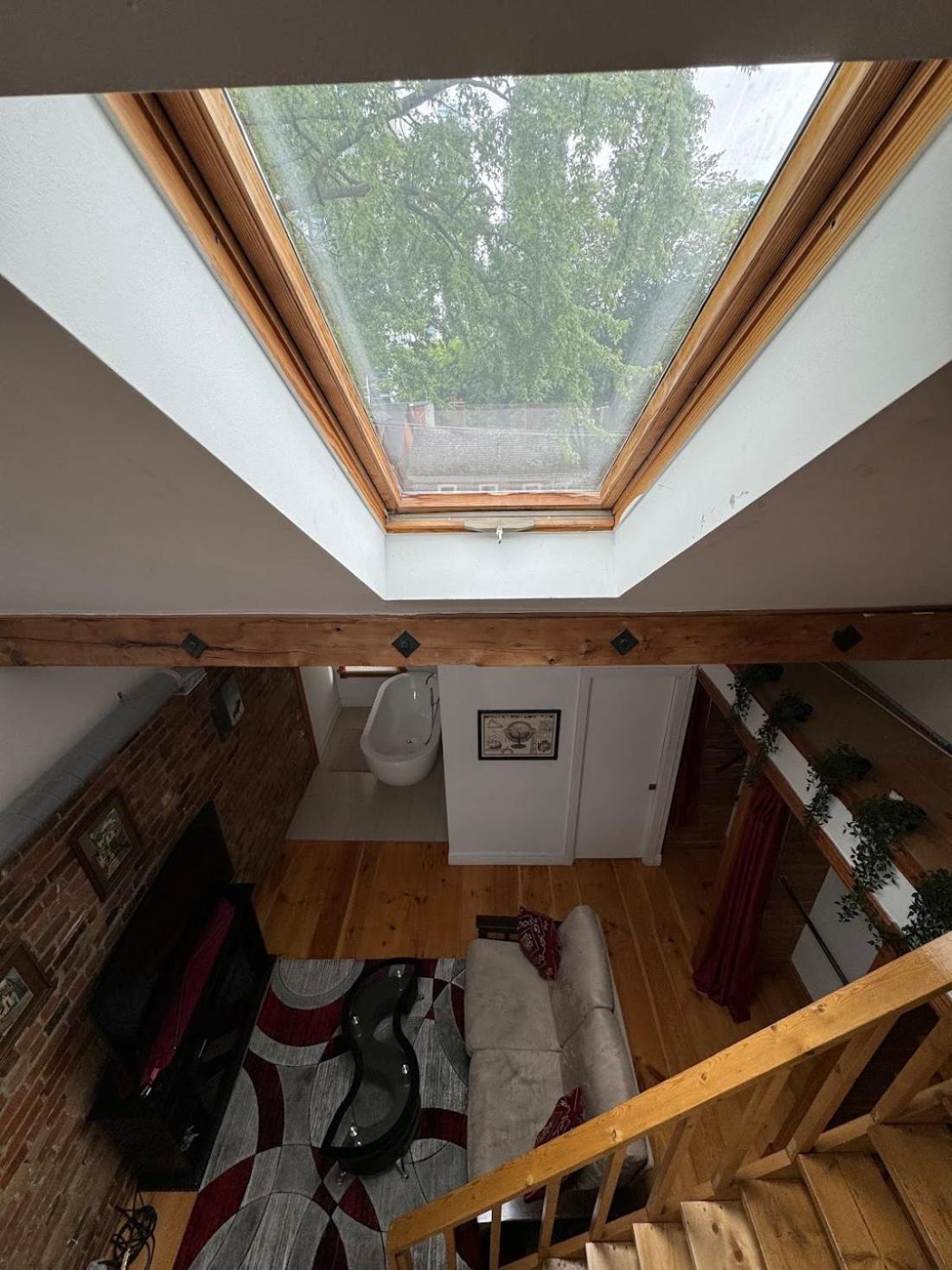 Guest house Spacious Townhouse Close To Dundas Square! Toronto