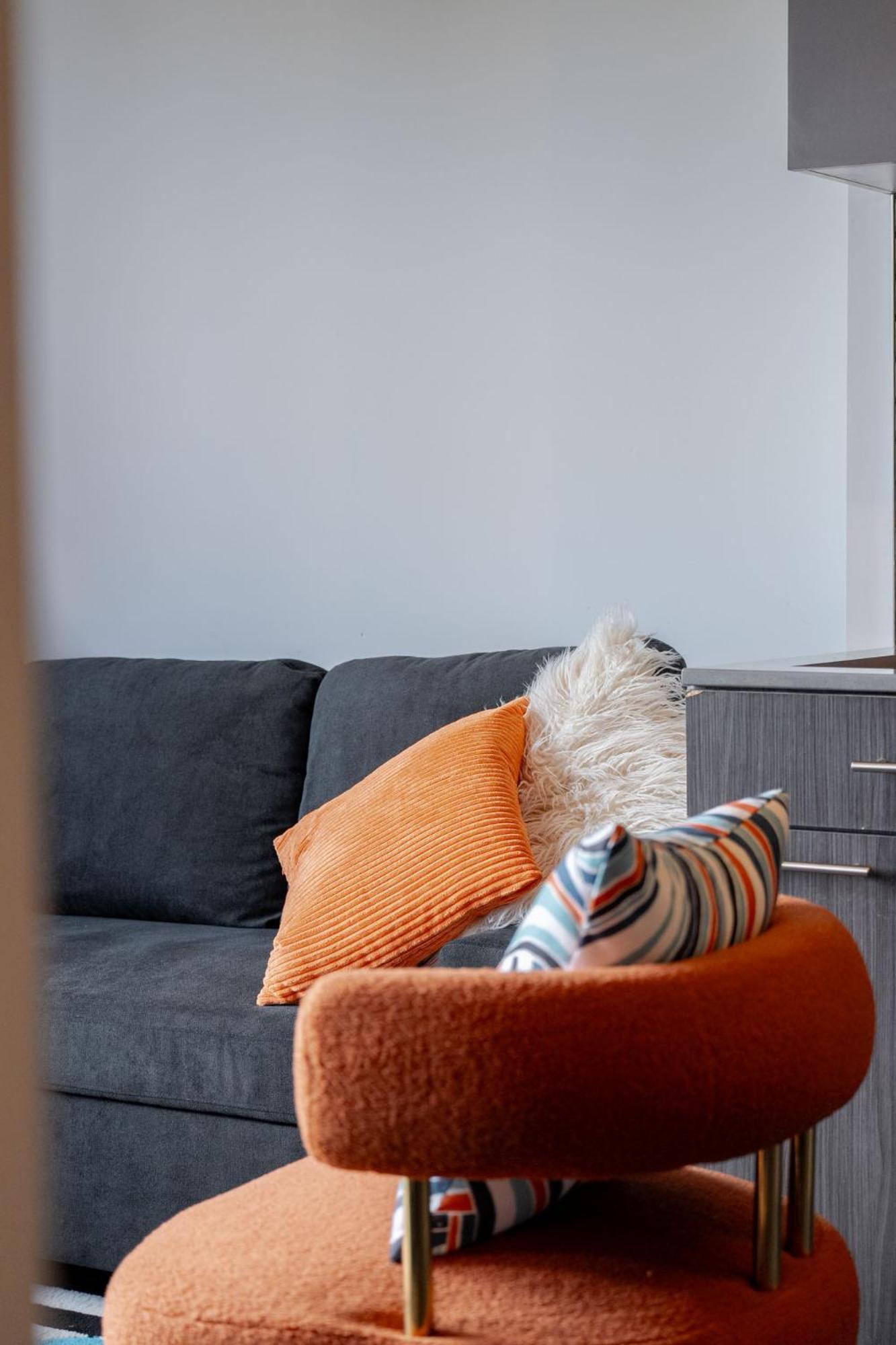 Bricksnbucks-jarvis St Apartment Toronto