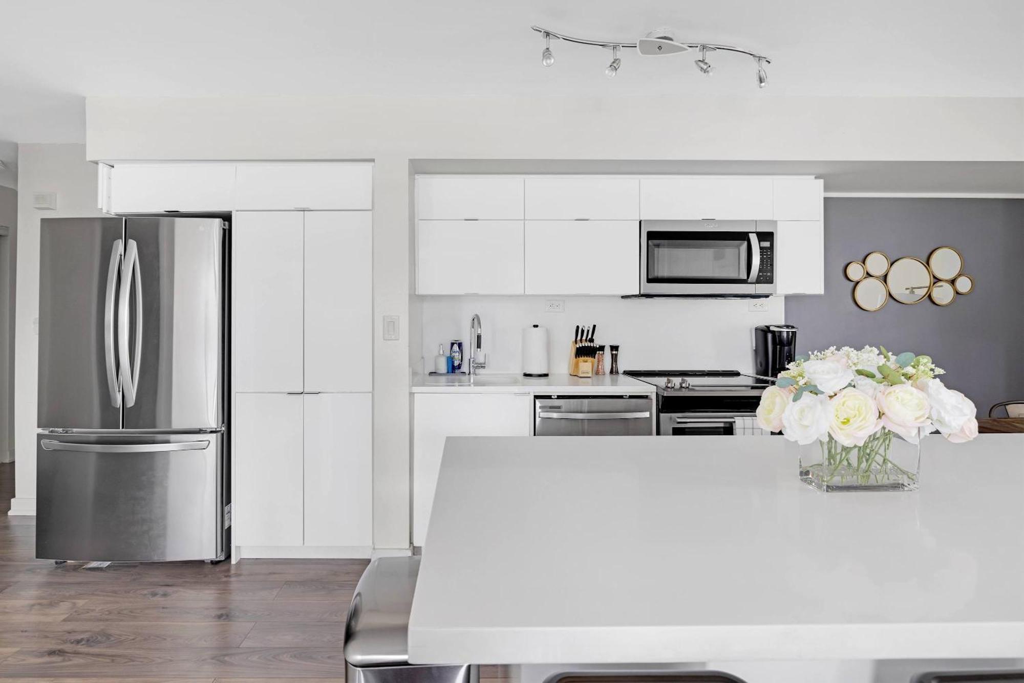 Apartment Downtown Oasis Top Location & Free Parking *