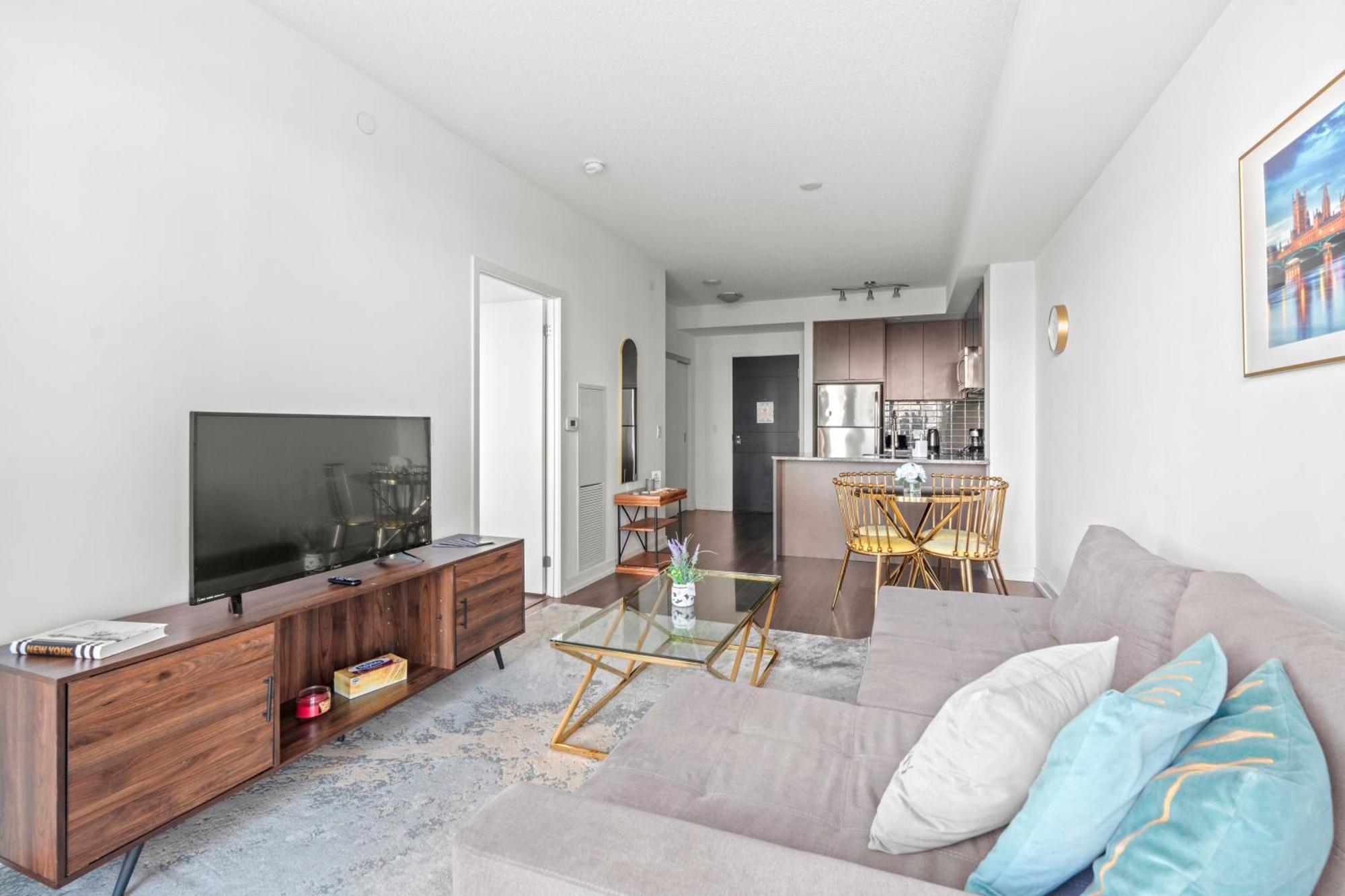 Modern Dunfield Ave By Globalstay *