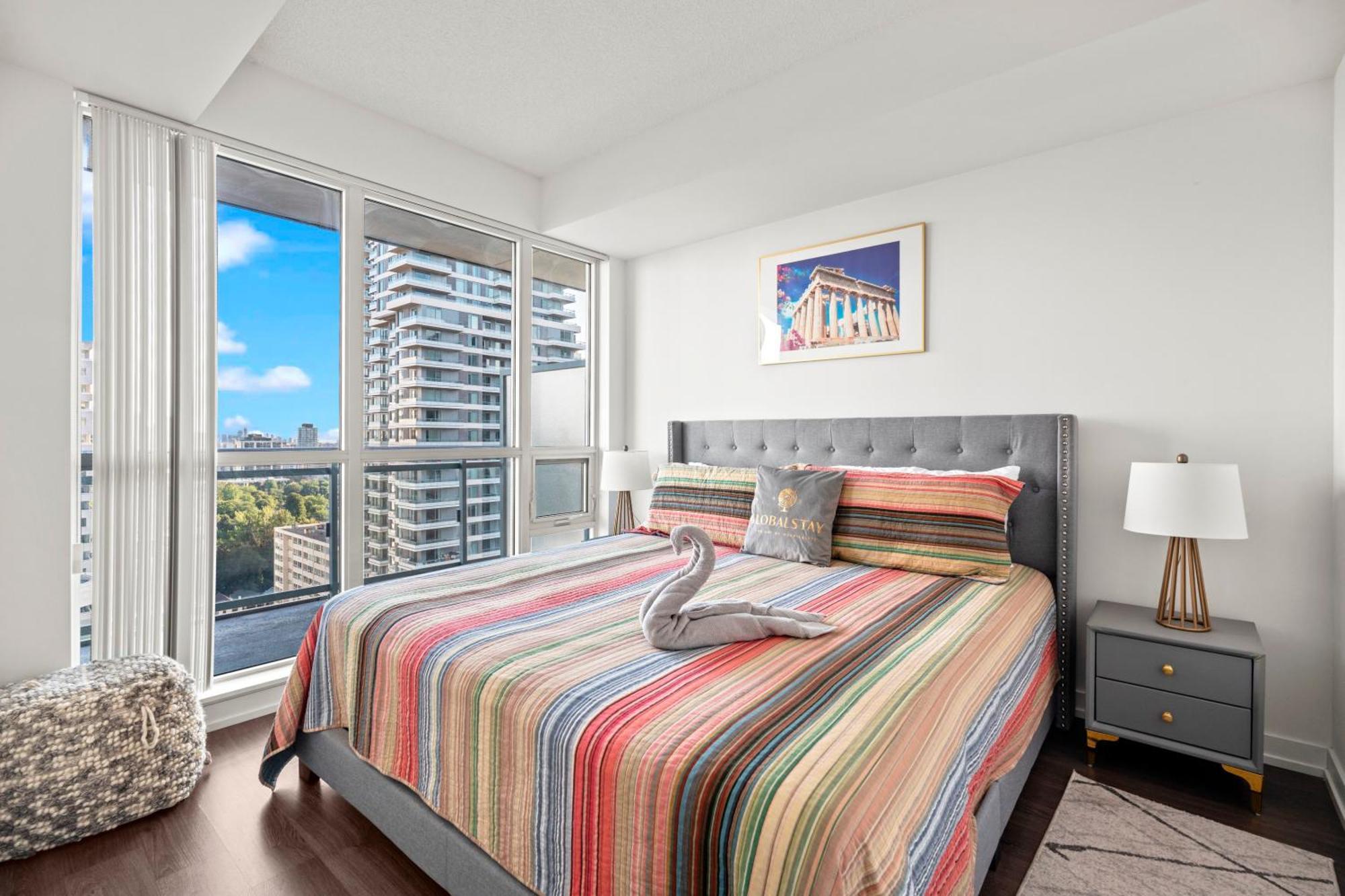 Modern Dunfield Ave By Globalstay Toronto