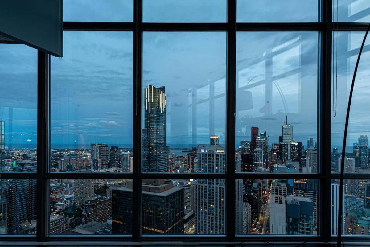 Great View High Rise In * Toronto