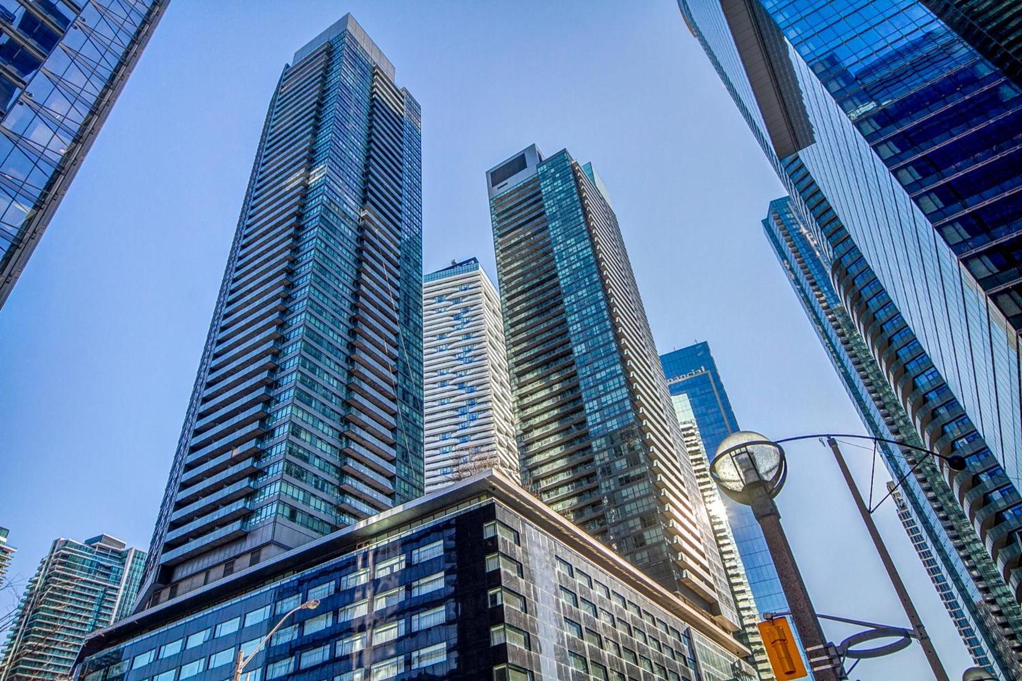 Apartment Stunning 1br In Heart Of Downtown