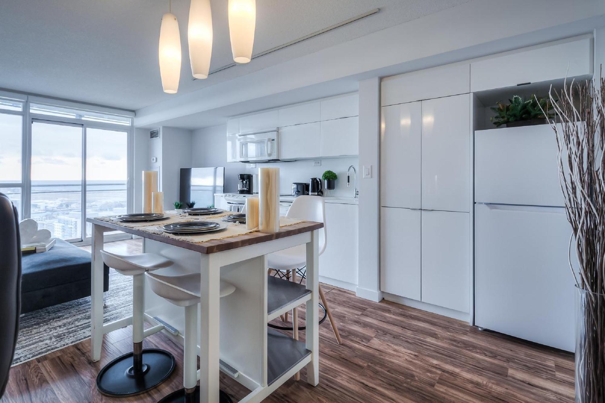 Chic And Ample 1br Apartment *