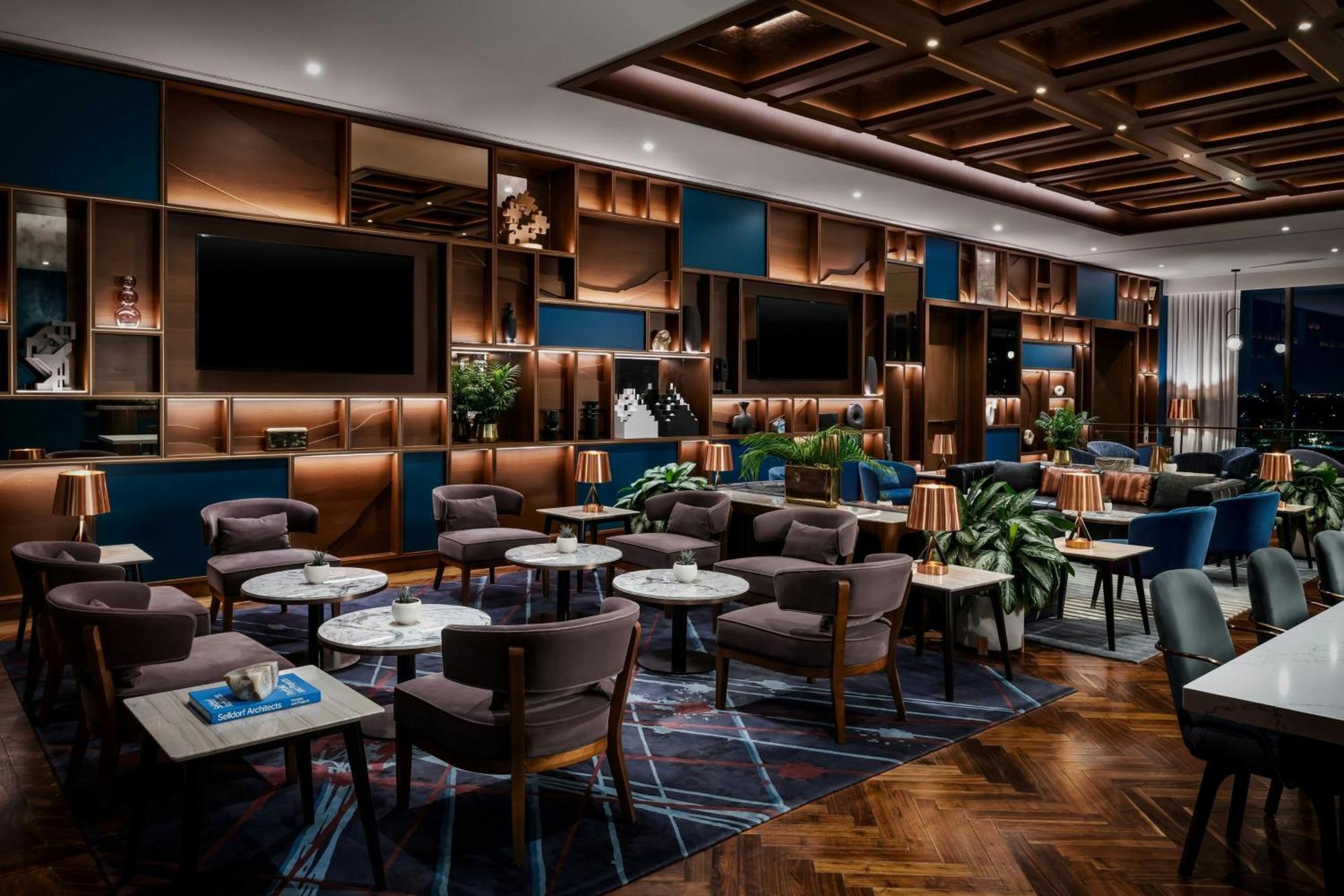 Sheraton Centre Hotel