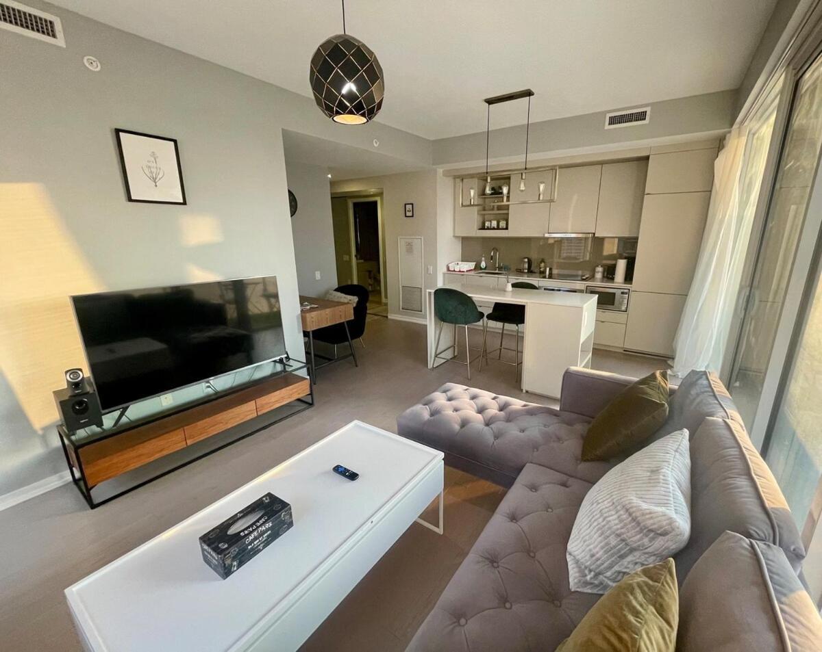 Stunning In Downtown Perfect For Businesses Trips And Small Families *