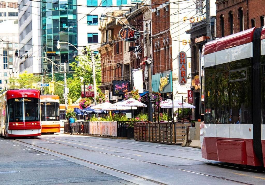 Stunning In Downtown Perfect For Businesses Trips And Small Families Toronto