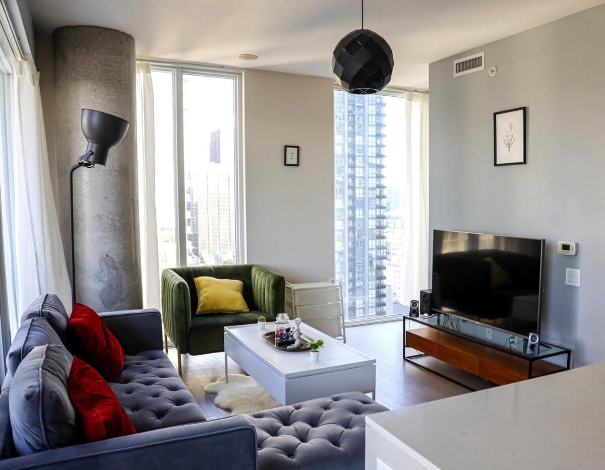 Stunning In Downtown Perfect For Businesses Trips And Small Families *