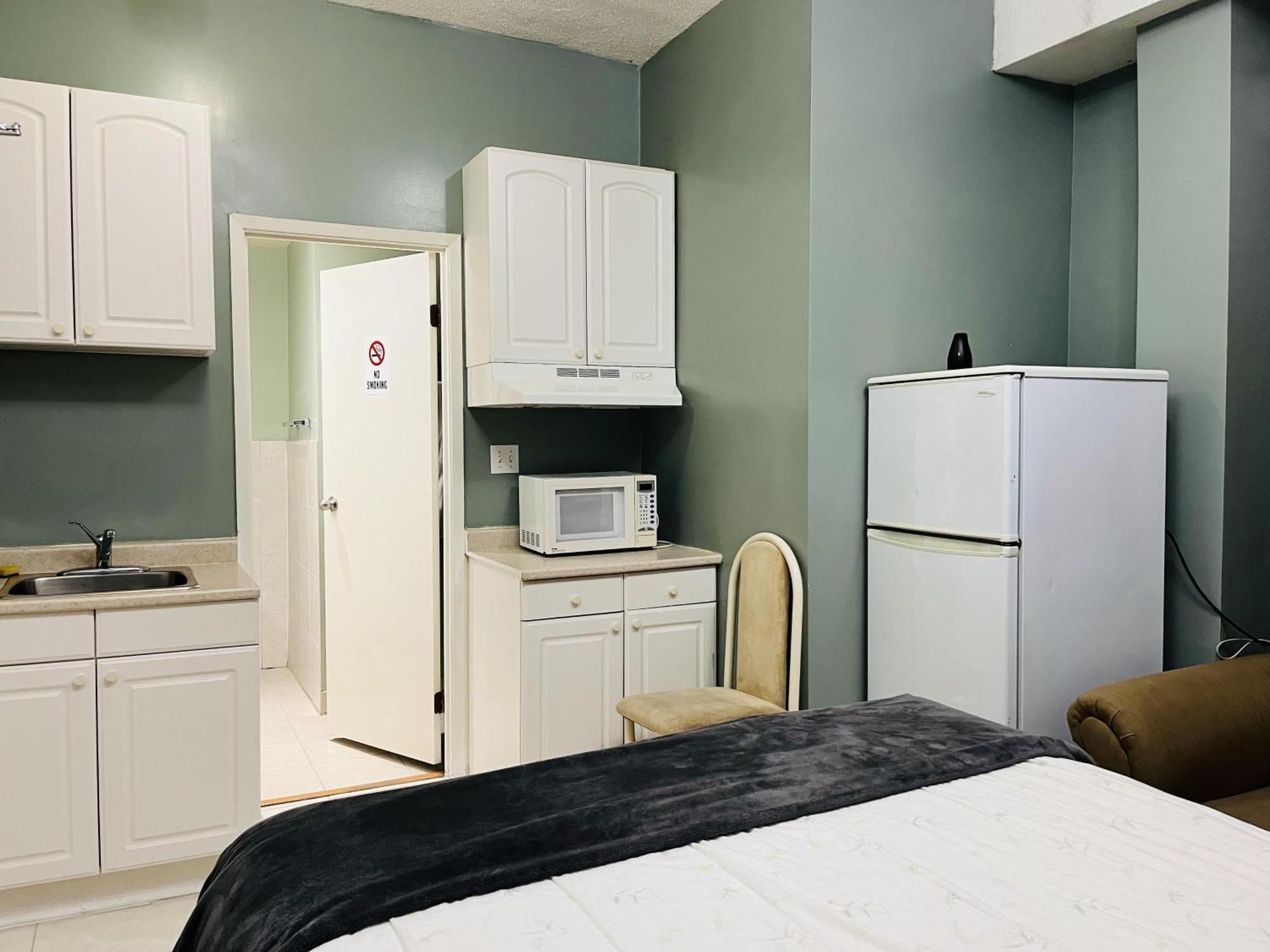 Hostel Saint Lawrence Residences And *