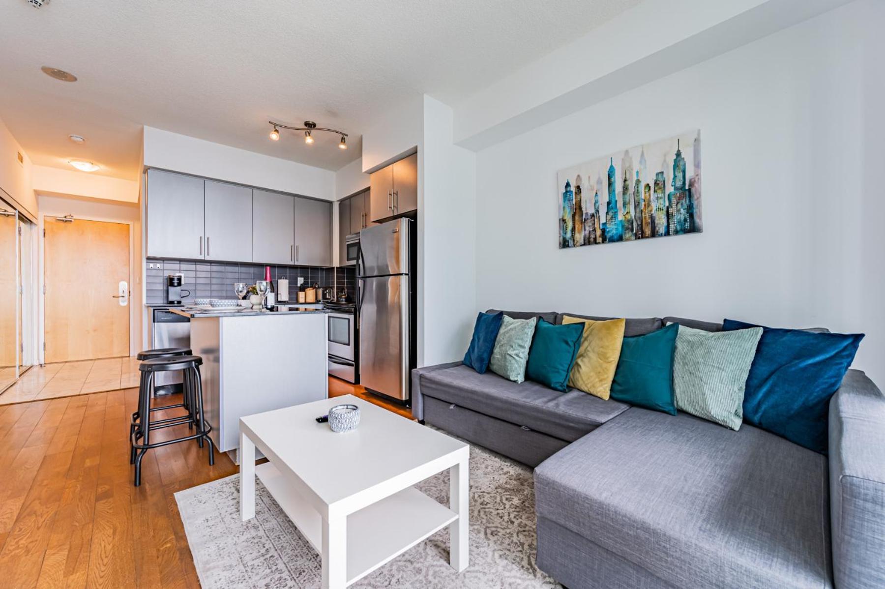 Lovely 1br-1bath Apartment