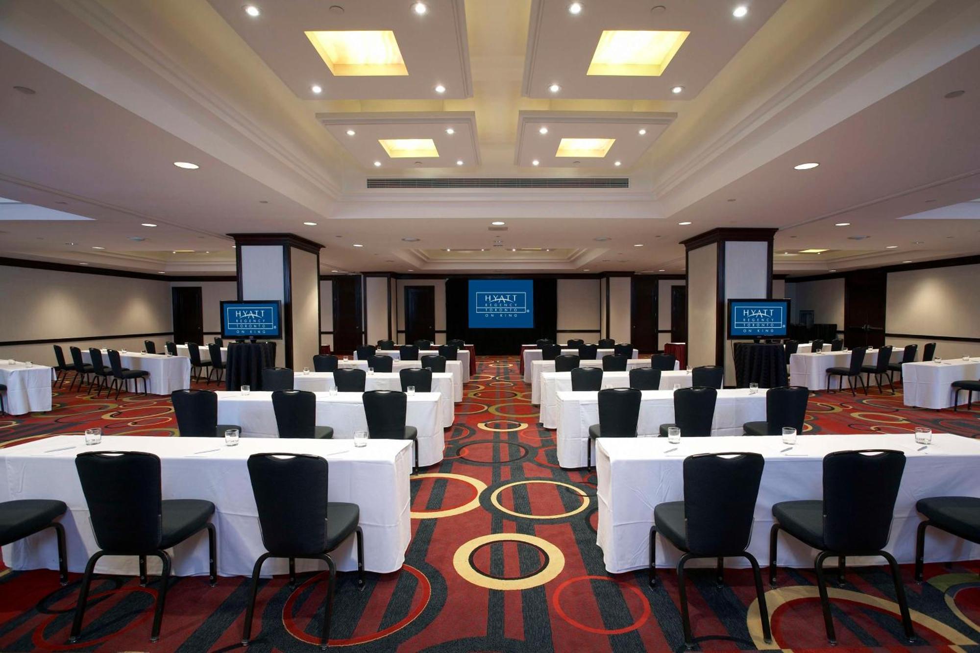 Hyatt Regency Hotel 4*