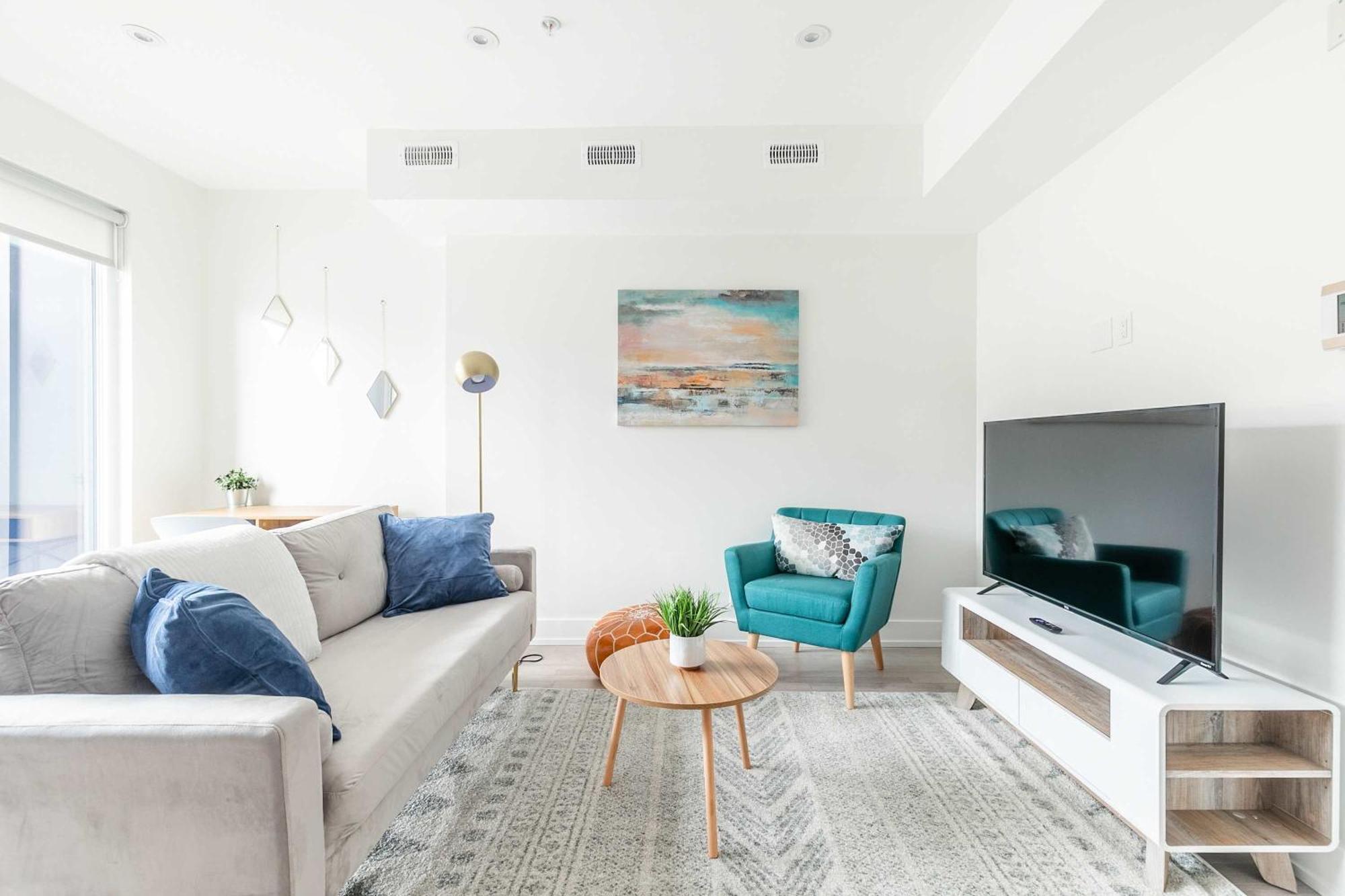 Apartment Beautiful Modern Unit In High Park North