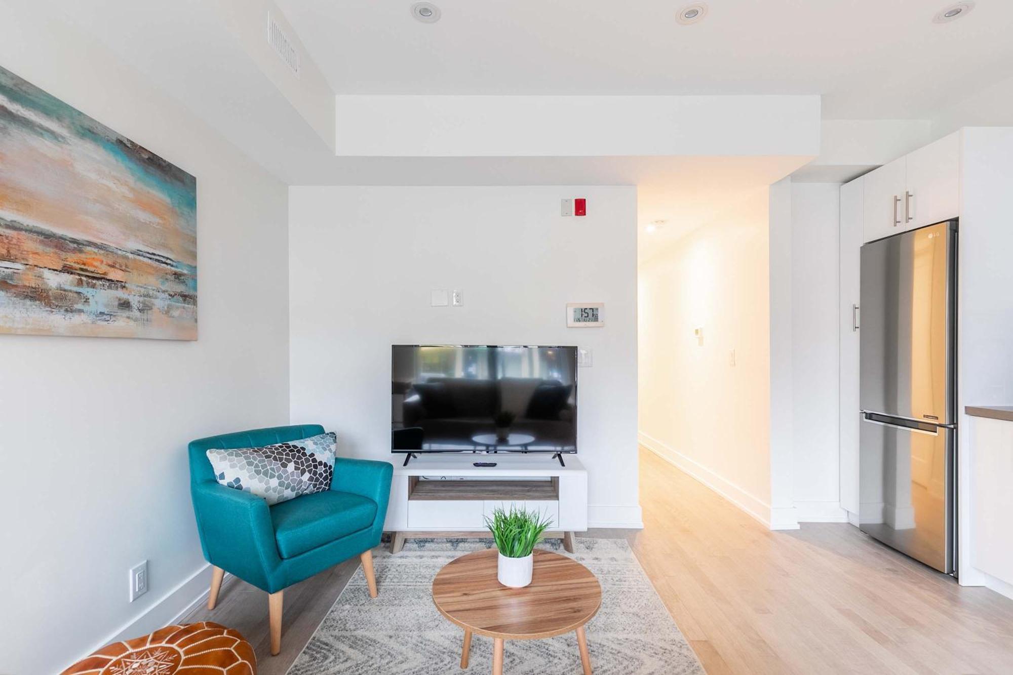 Apartment Beautiful Modern Unit In High Park North *