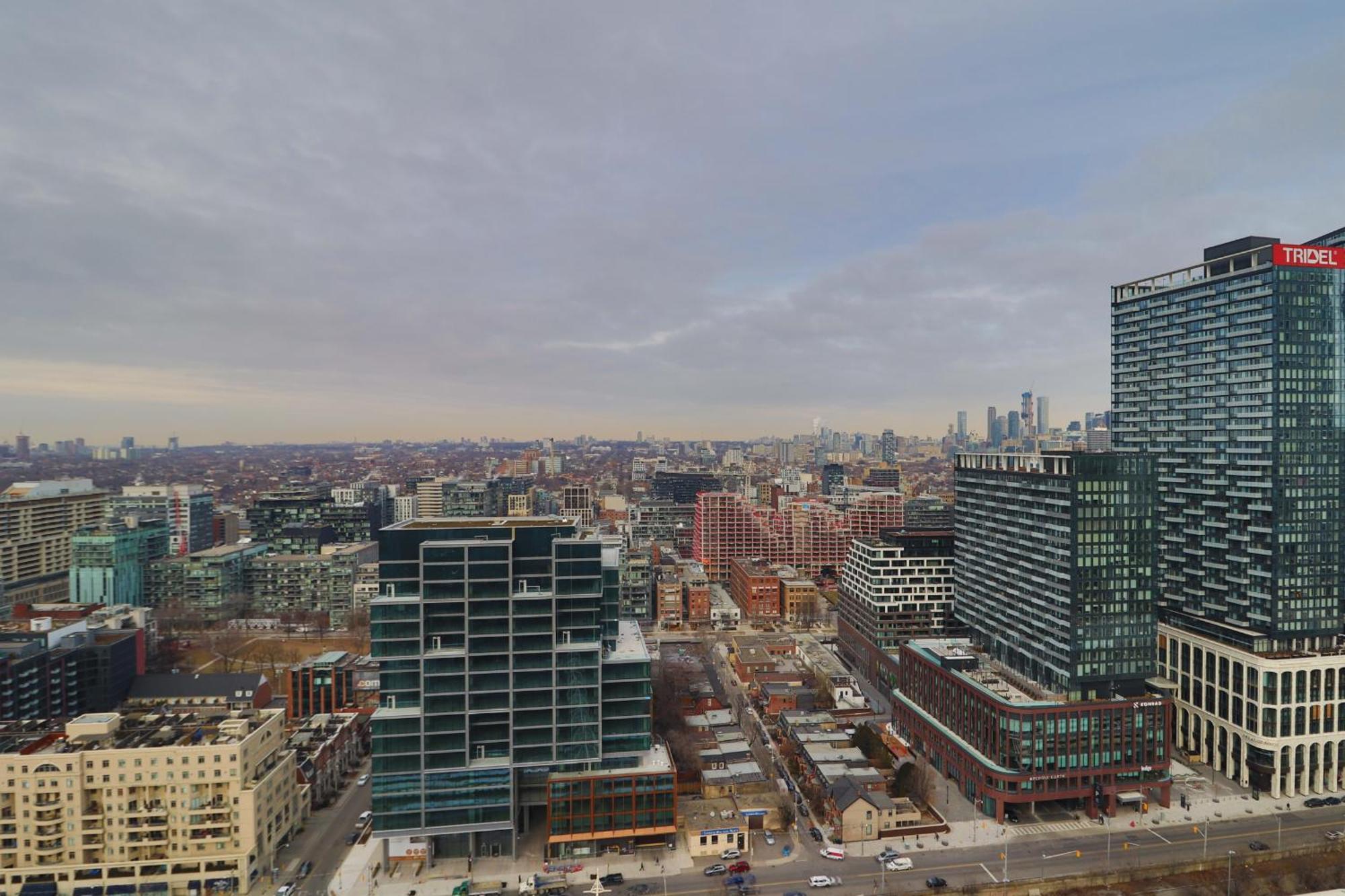 Apartment Downtown Oasis-luxury With Balcony & Free Parking Toronto