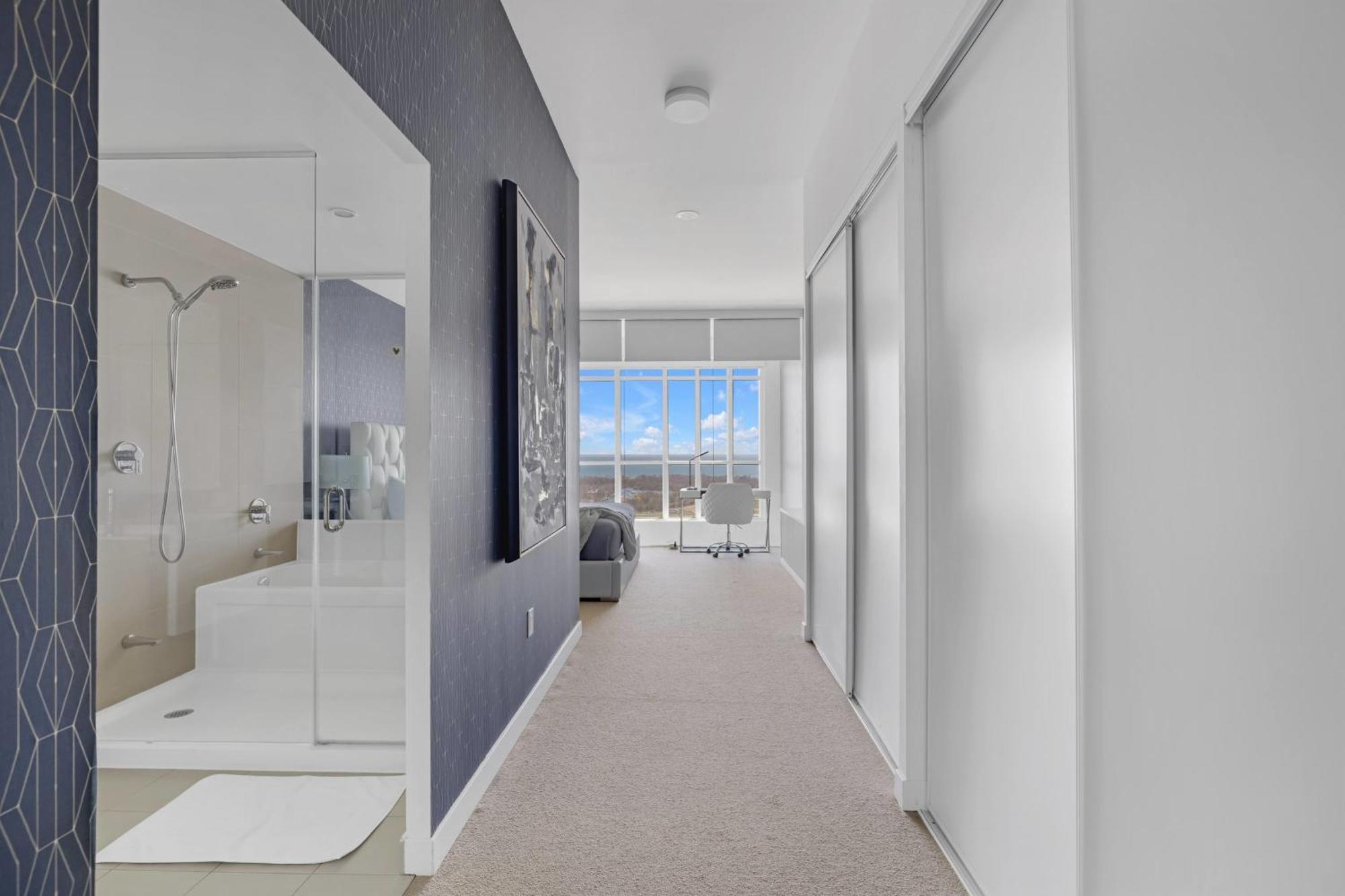 Apartment Penthouse Living Above The Skyline Toronto