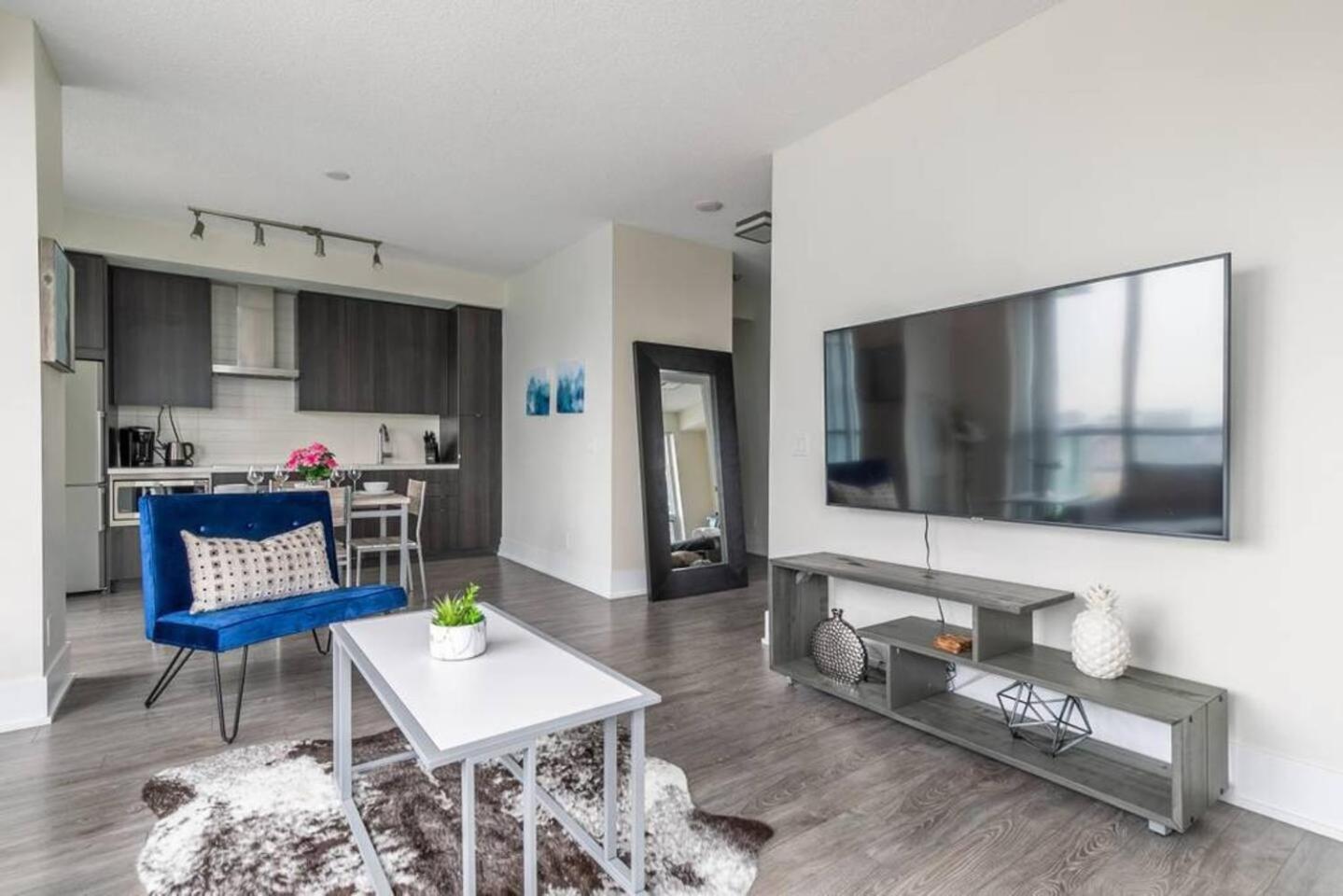 Luxurious 1br-king Bed With Panoramic Views Holiday home Toronto
