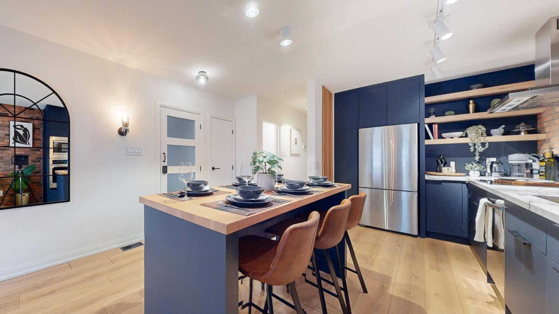 Hotel Casa Queen Elegant In Leslieville *