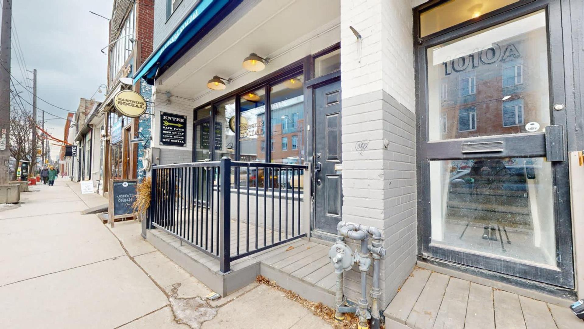 Hotel Casa Queen Elegant In Leslieville