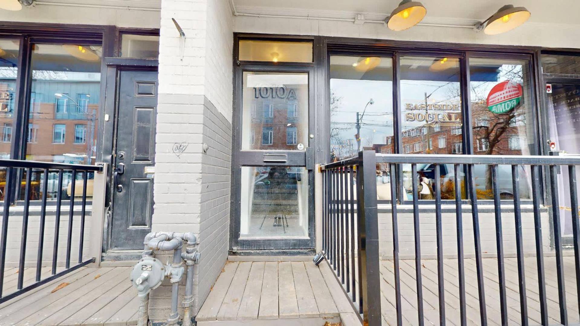 Hotel Casa Queen Elegant In Leslieville *