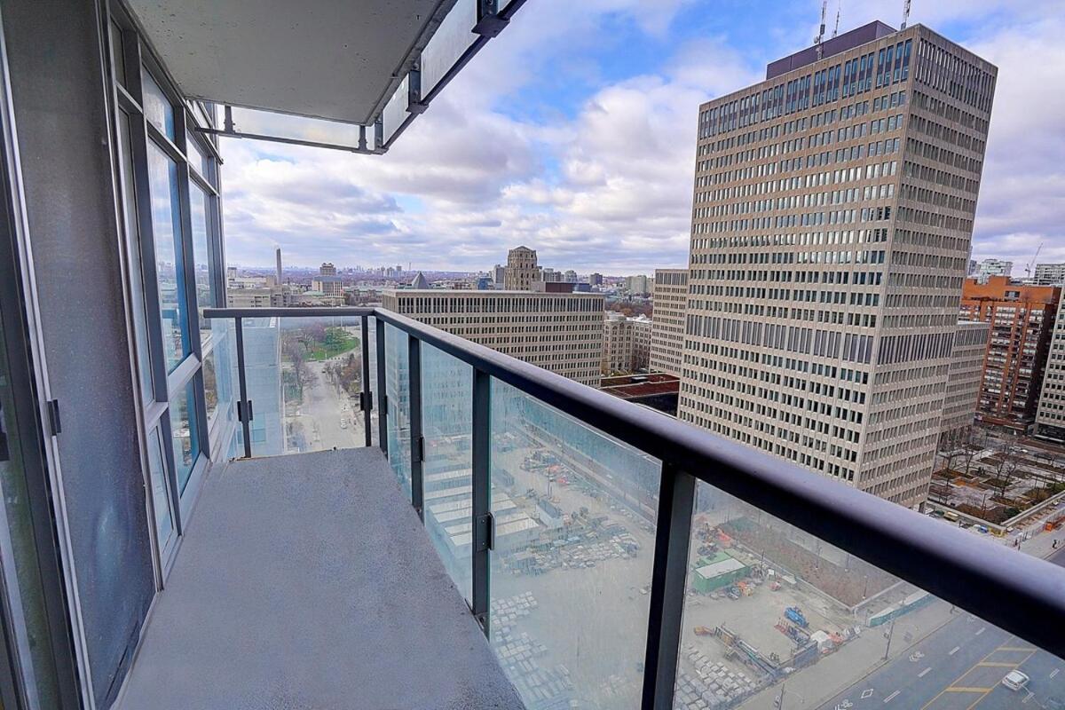 Chic Downtown Apartment Toronto