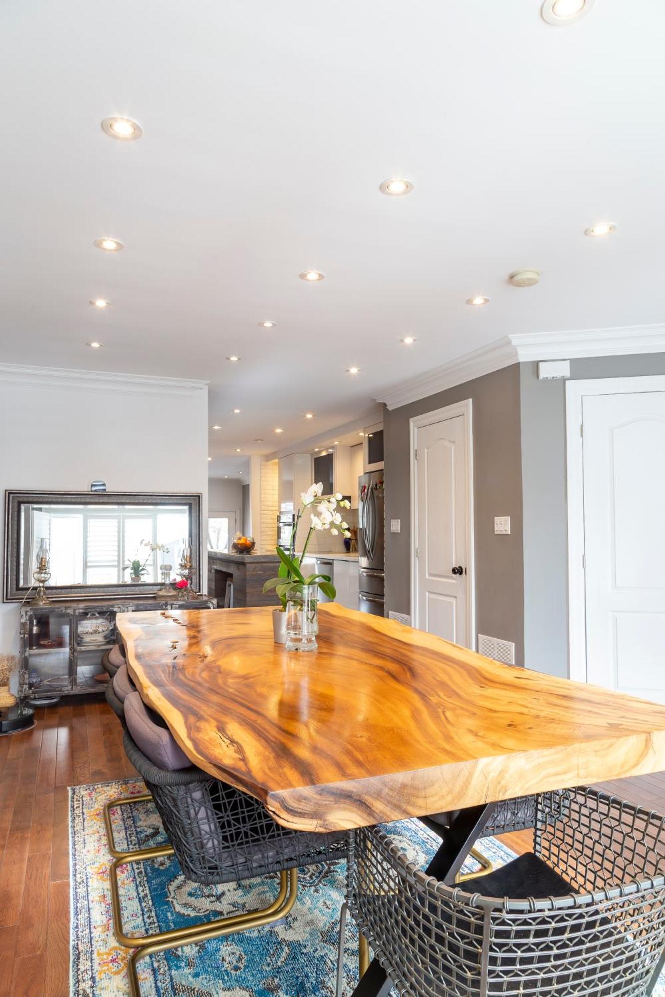 Beautiful 3br House In The Heart Of Greek Town
