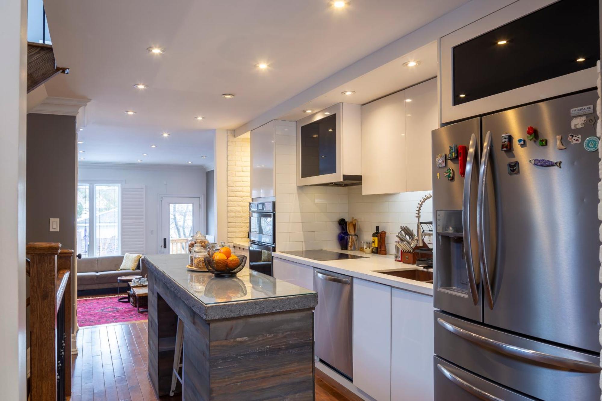 Beautiful 3br House In The Heart Of Greek Town Holiday home Toronto