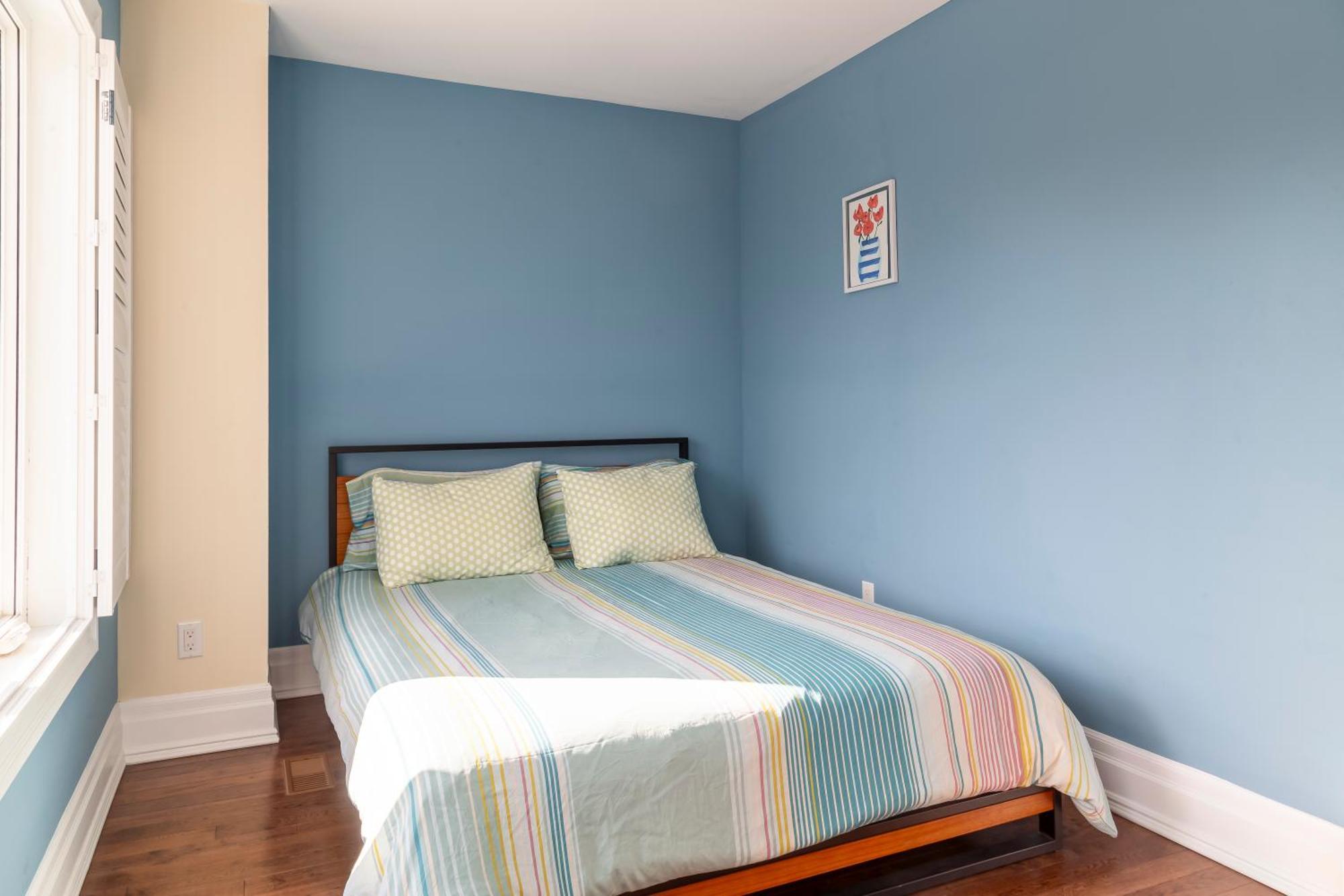 Beautiful 3br House In The Heart Of Greek Town Toronto