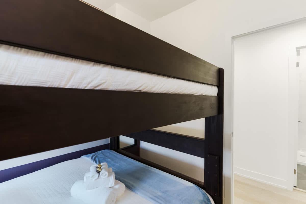 Hotel Spacious 3br For 10 W Patio Heart Of *
