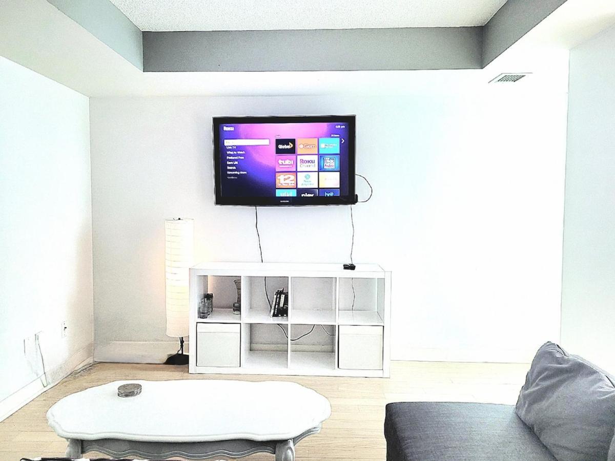 Apartment Downtown Spacious Lakeview 2 Beds Salt Water Pool Gym Free Parking