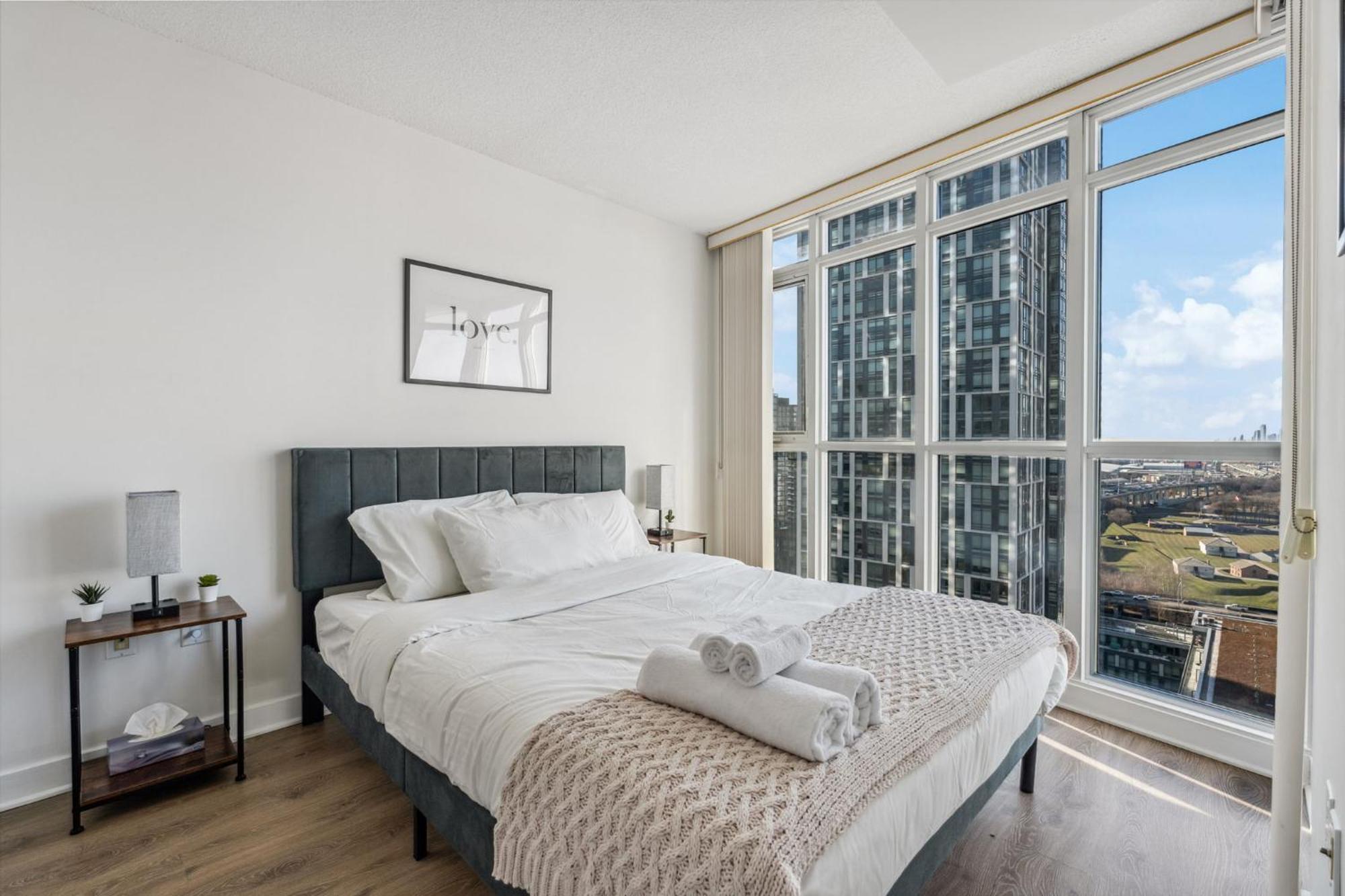 Apartment Elegant Condo, Views , Cityplace Downtown *