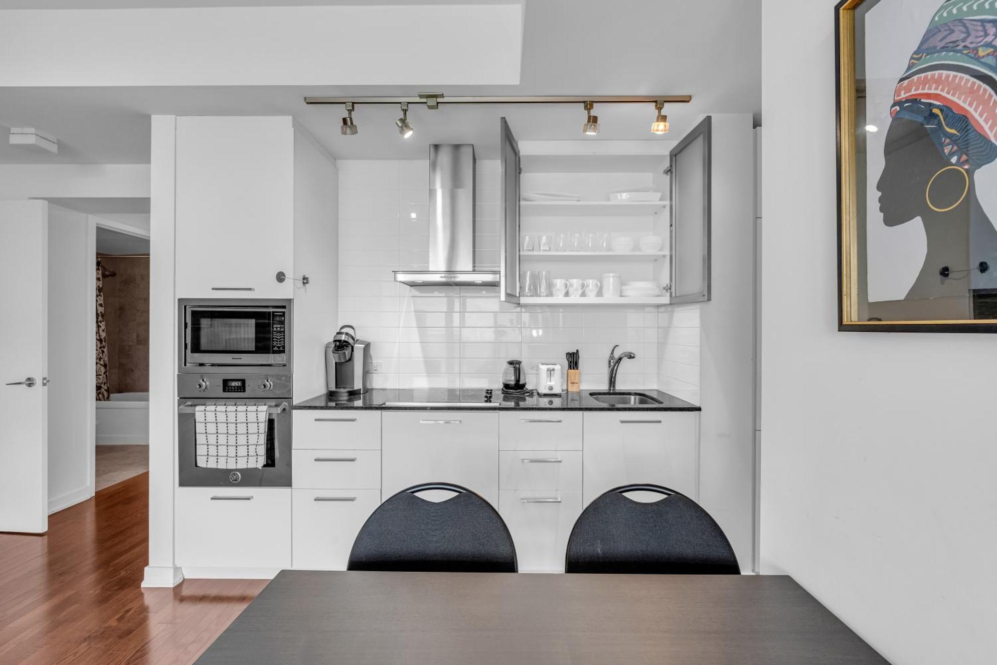 Elegant Rogers Center With 1 Free Parking * Toronto