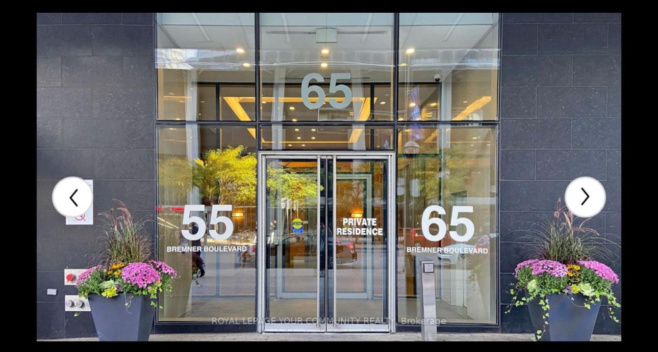 2-bdrm And 1 Den 3 Bed With 2 Bath - Walking Distance To Scotiabank Arena, Cn Tower, Union Station, Ripleys With Free Parking * Toronto