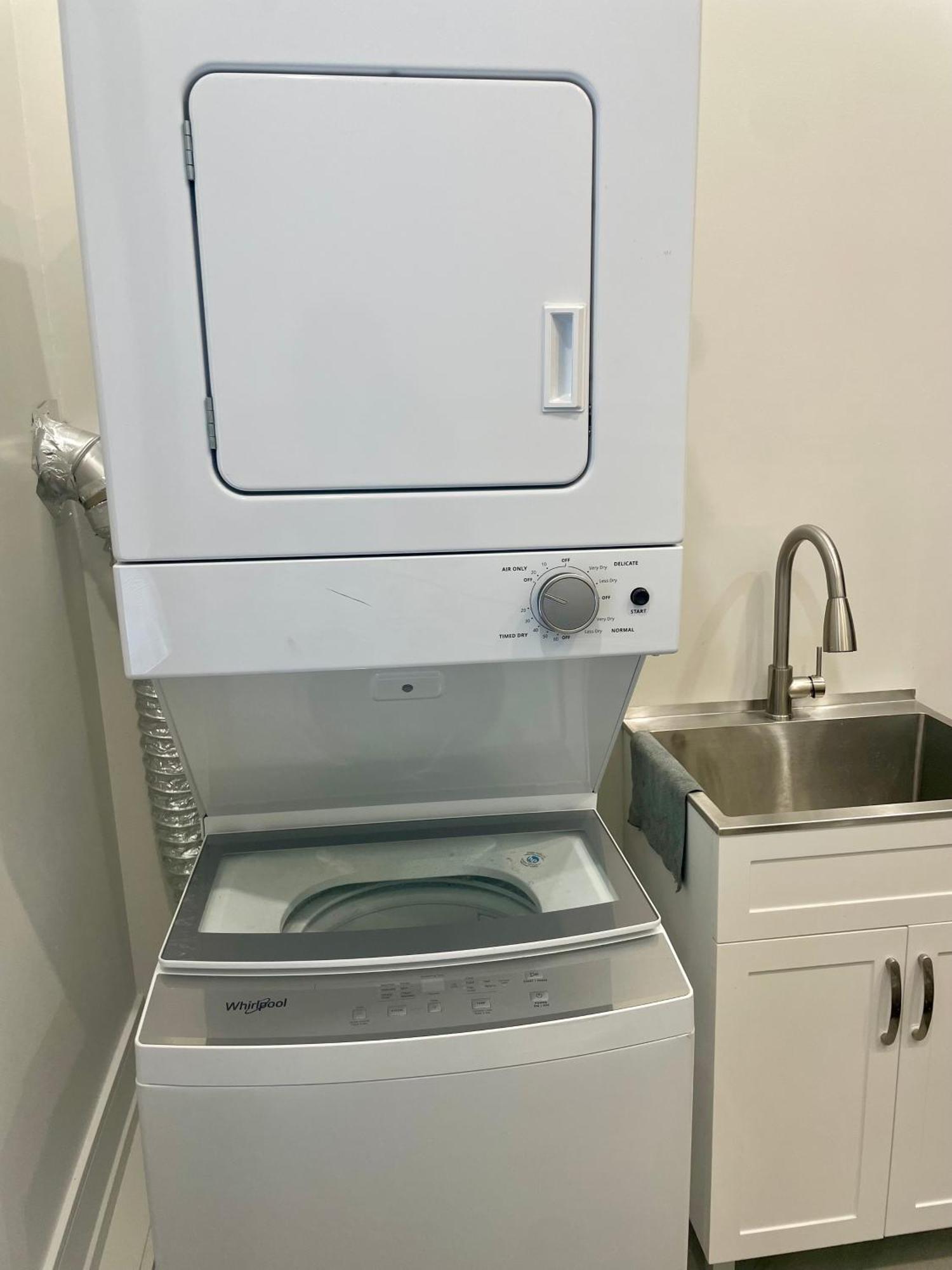 Homestay Cozy Basement With Free Parking In *