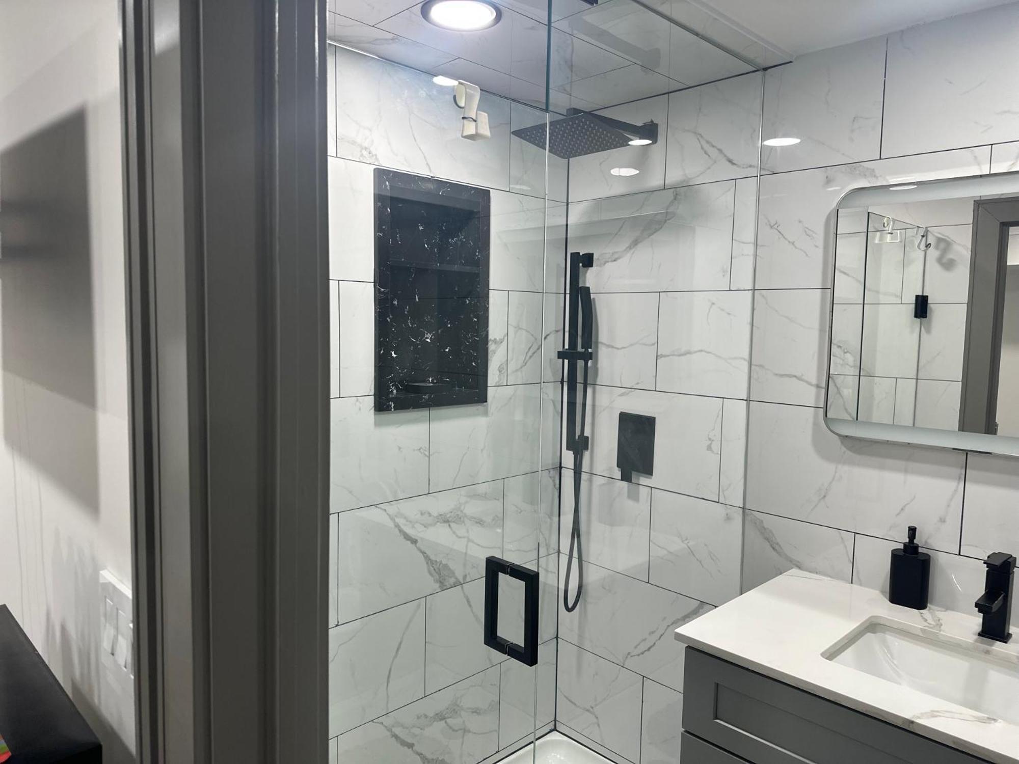 Cozy Basement With Free Parking In * Toronto