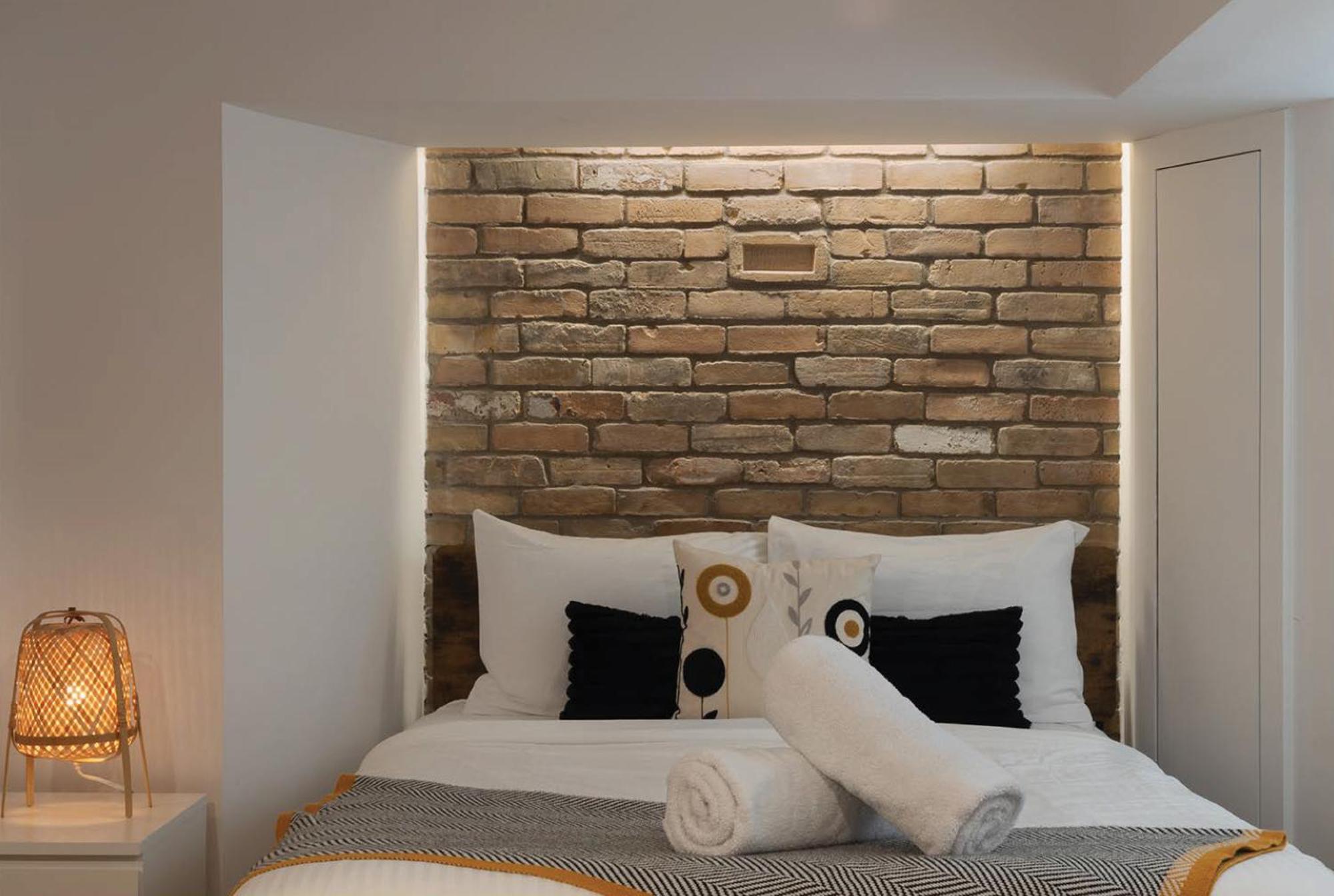 Chaplin Crescent Apartment Toronto