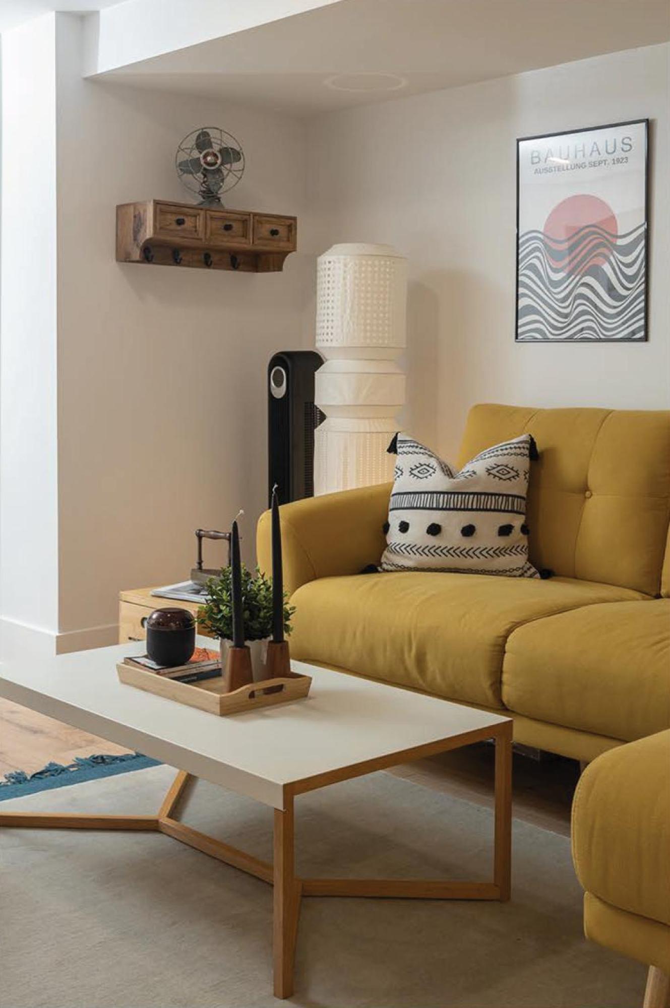 Apartment Chaplin Crescent