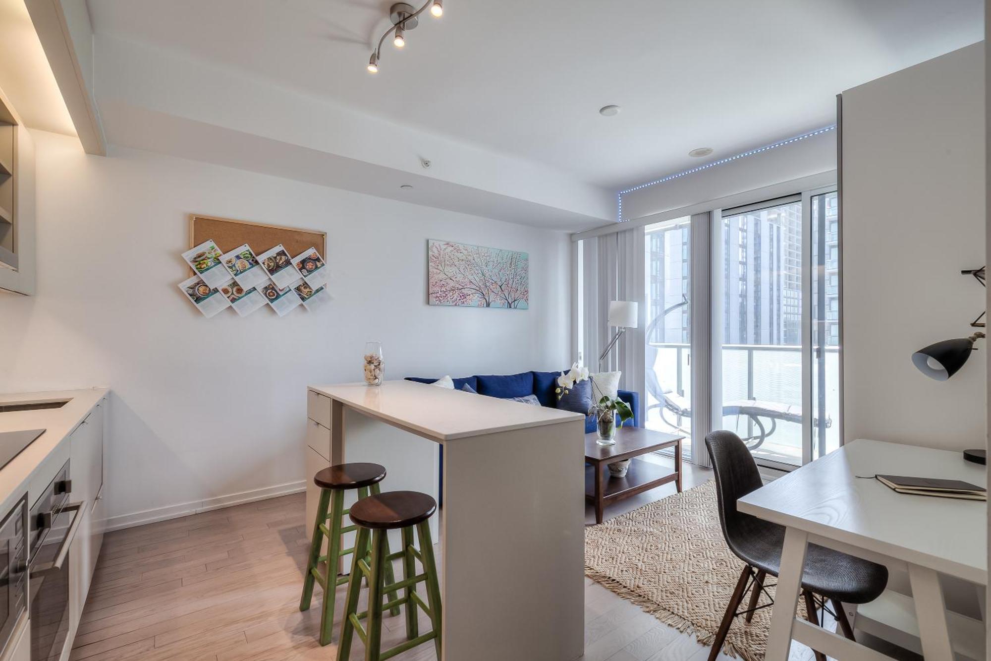 Apartment 1 Bedroom With Views - 4 Sleeps *
