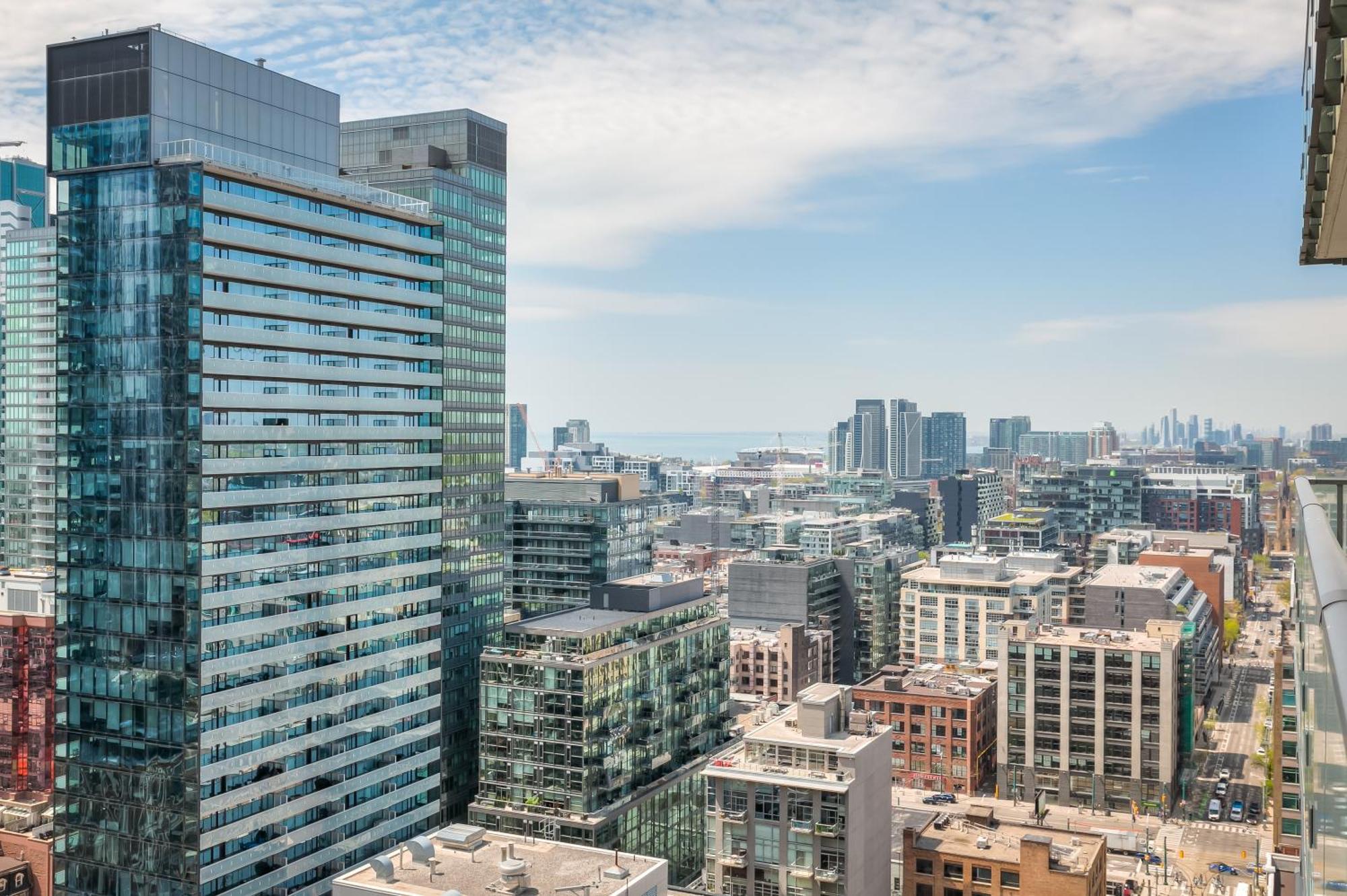 Apartment 1 Bedroom With Views - 4 Sleeps