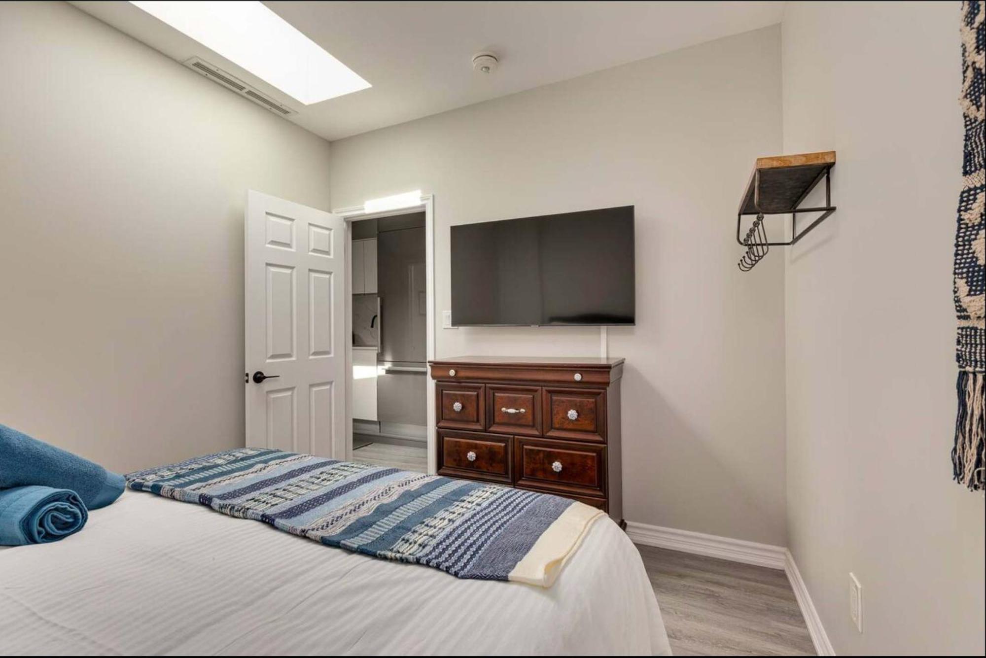 Casa Elegant W Patio Bbq Grill * Toronto