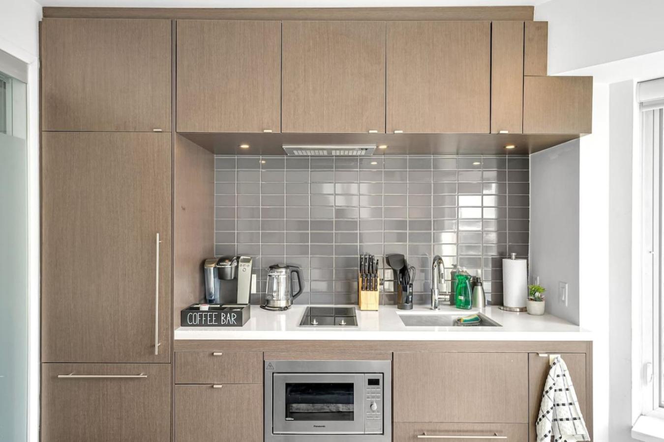 Holiday home Luxe Yorkville Unit Near Restaurants Fashion Ttc