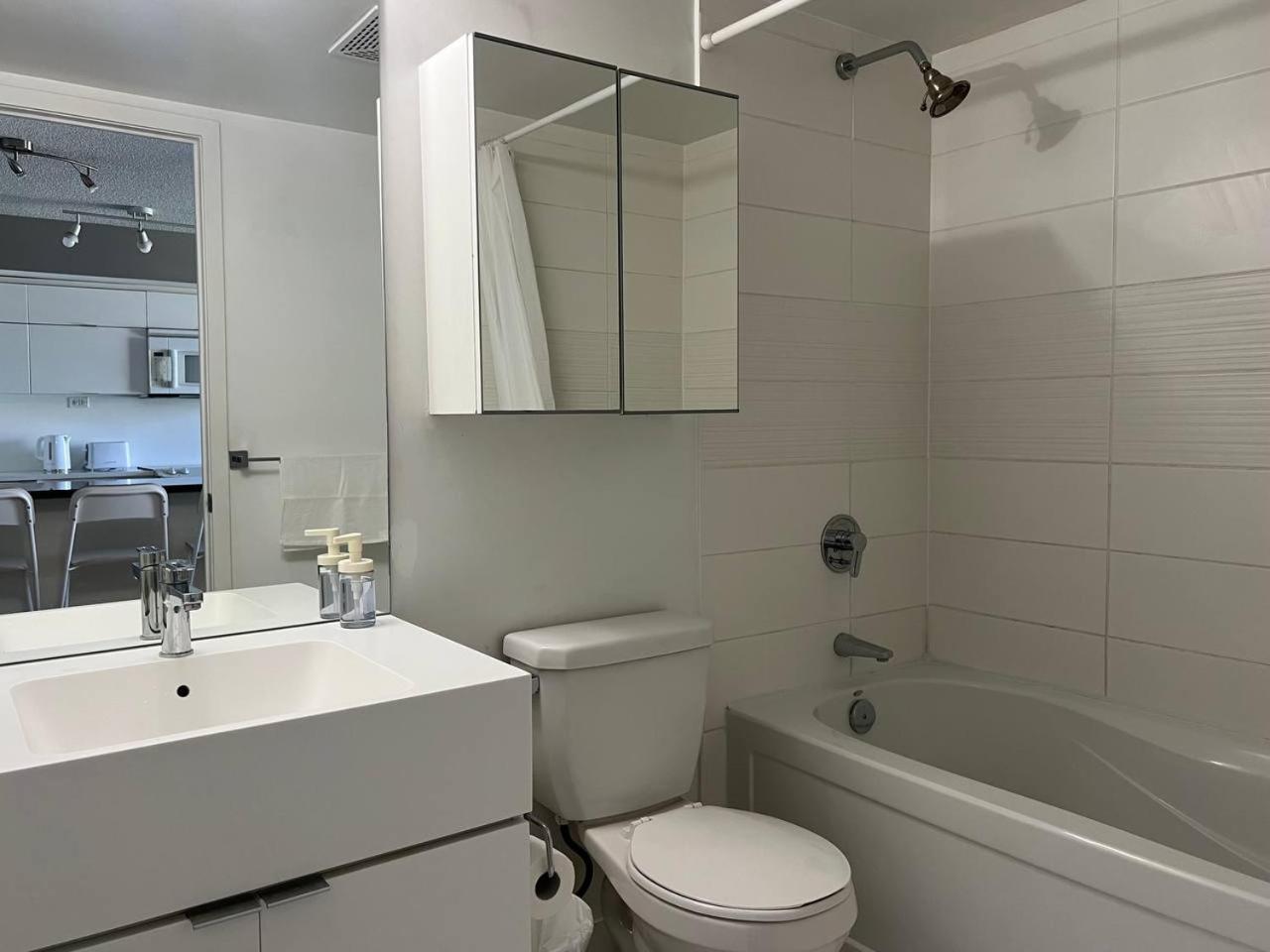 Axiom Apartment
