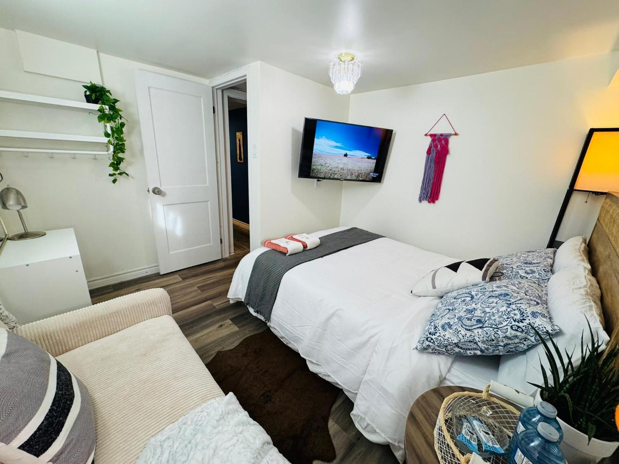 Sunrise - Free Parking Homestay Toronto