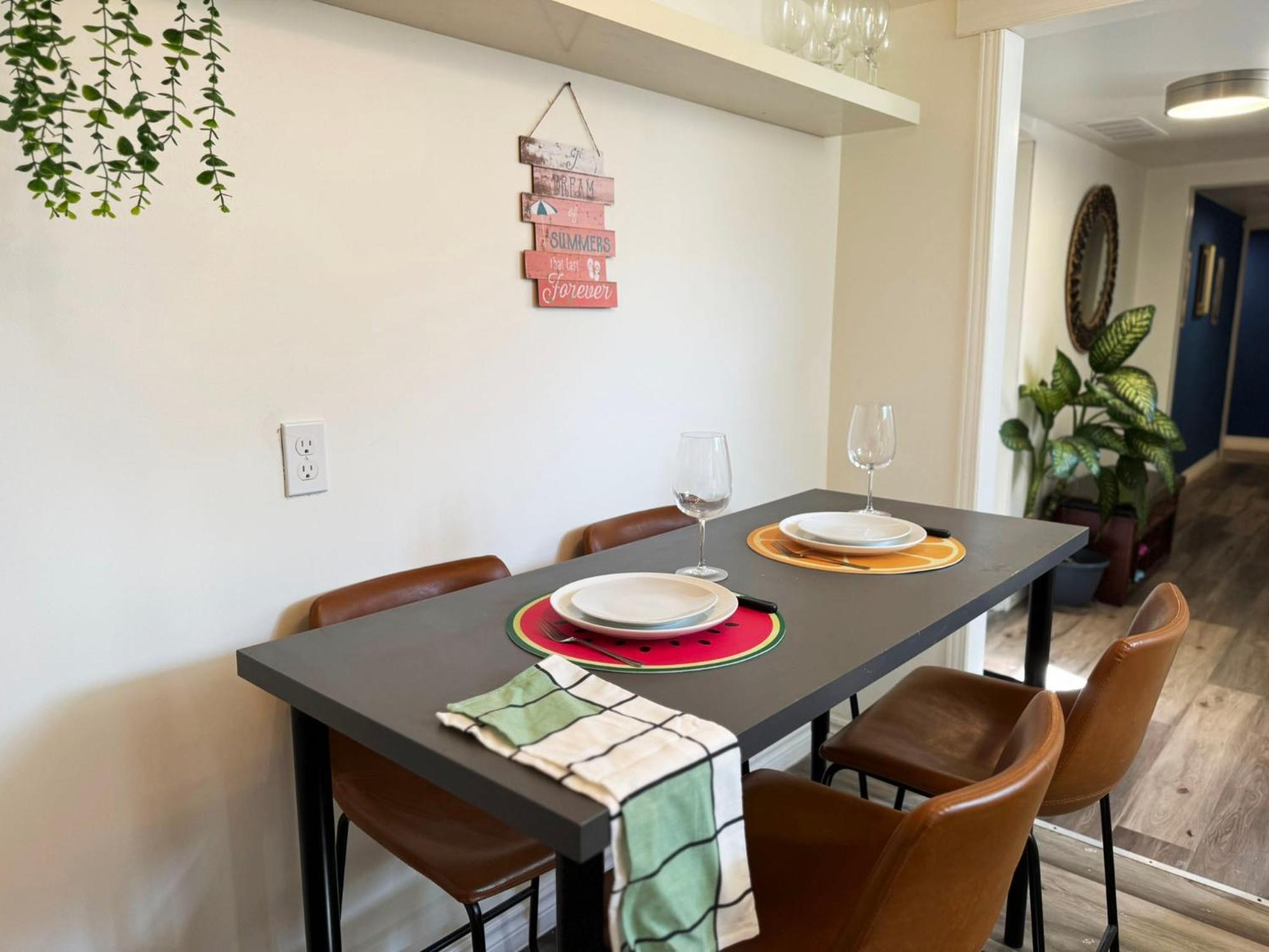 Sunrise - Free Parking Homestay Toronto