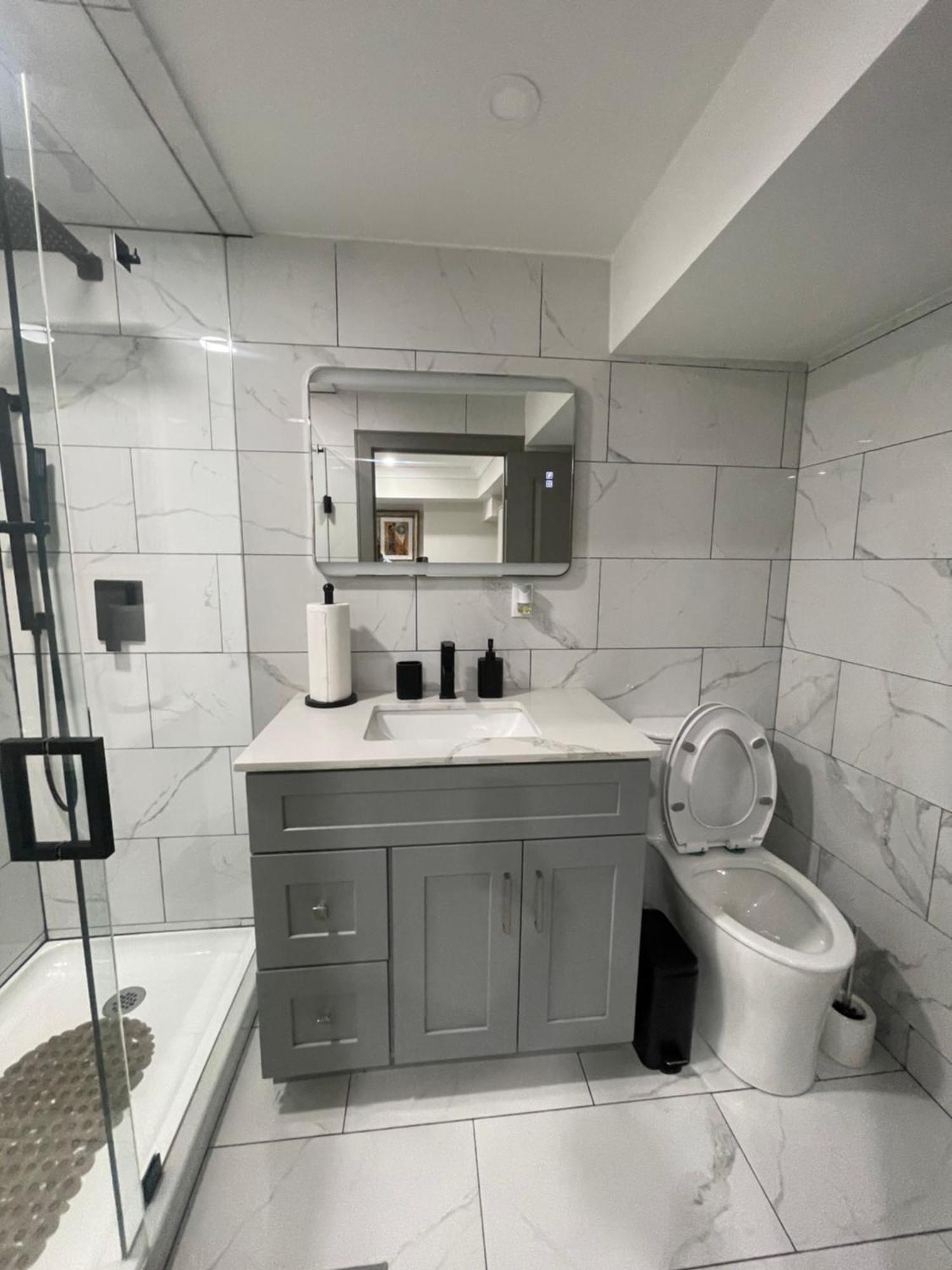 Cozy Basement With Free Parking In * Toronto
