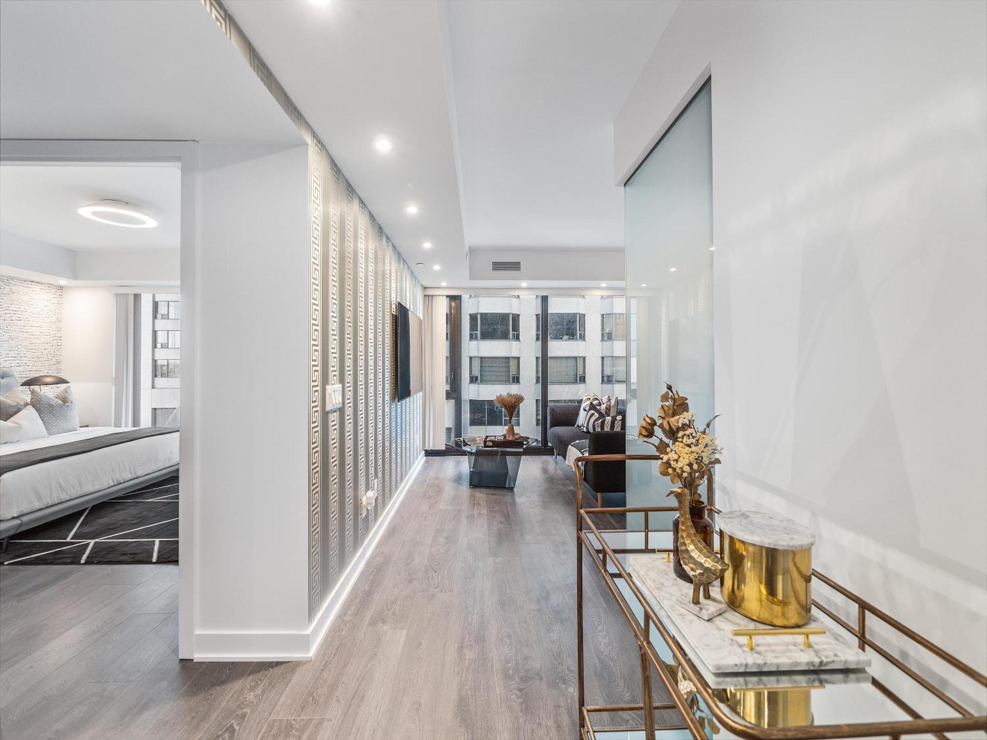 The Estate - Yorkville - Indoor Pool & Hot Tub
